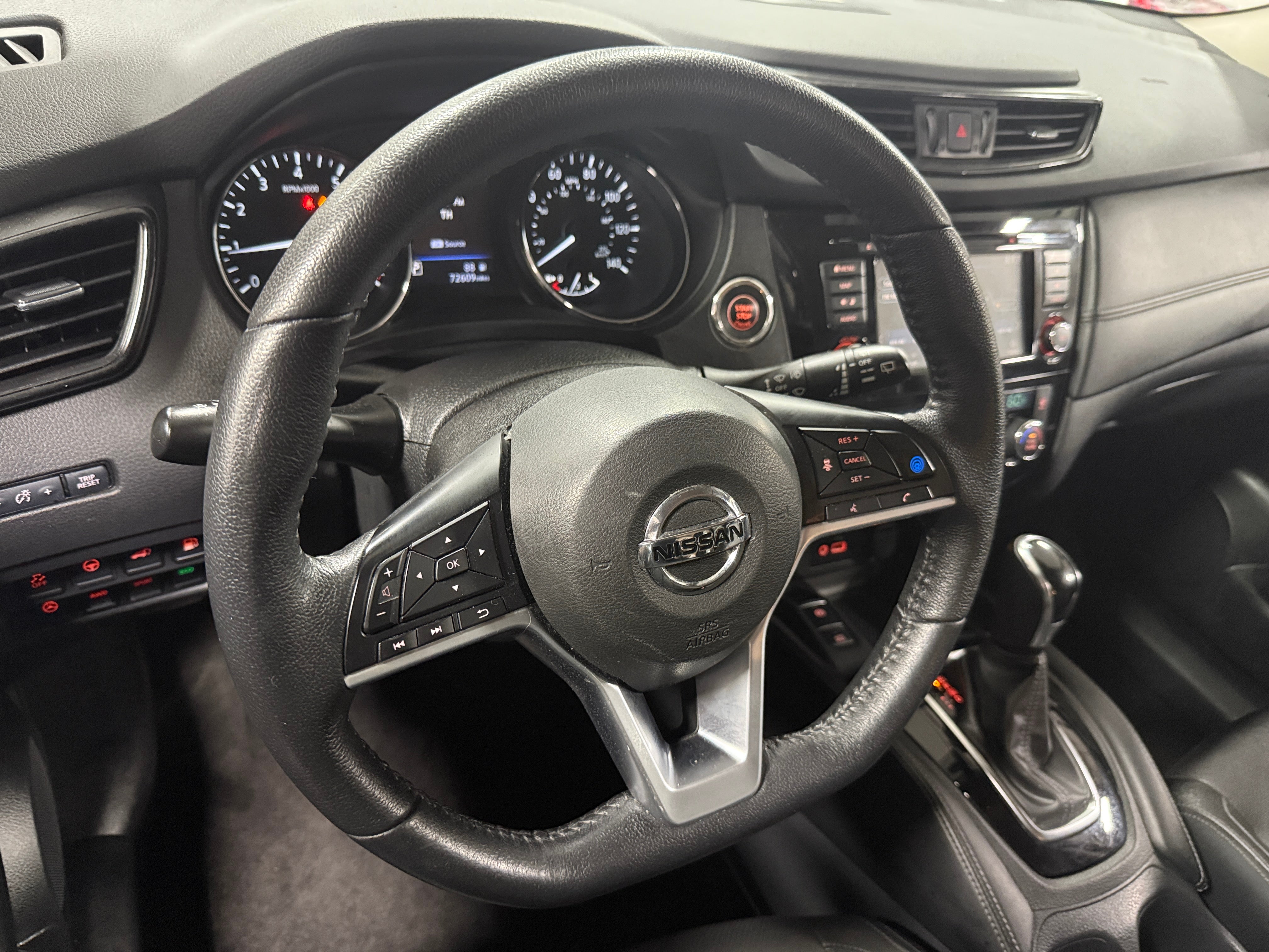 2020 Nissan Rogue SL 4