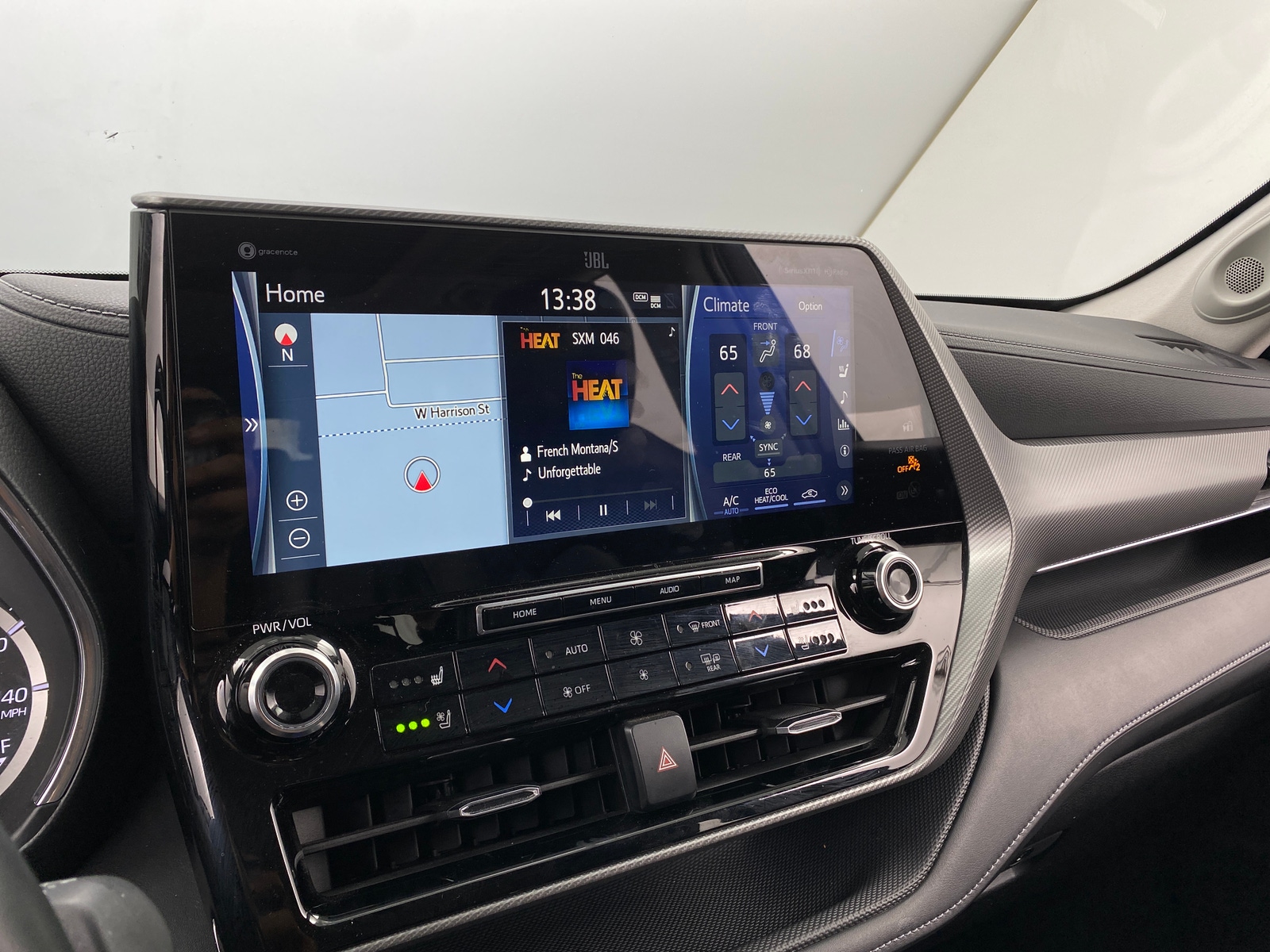 Thumbnail: 2022 Toyota Highlander - 3