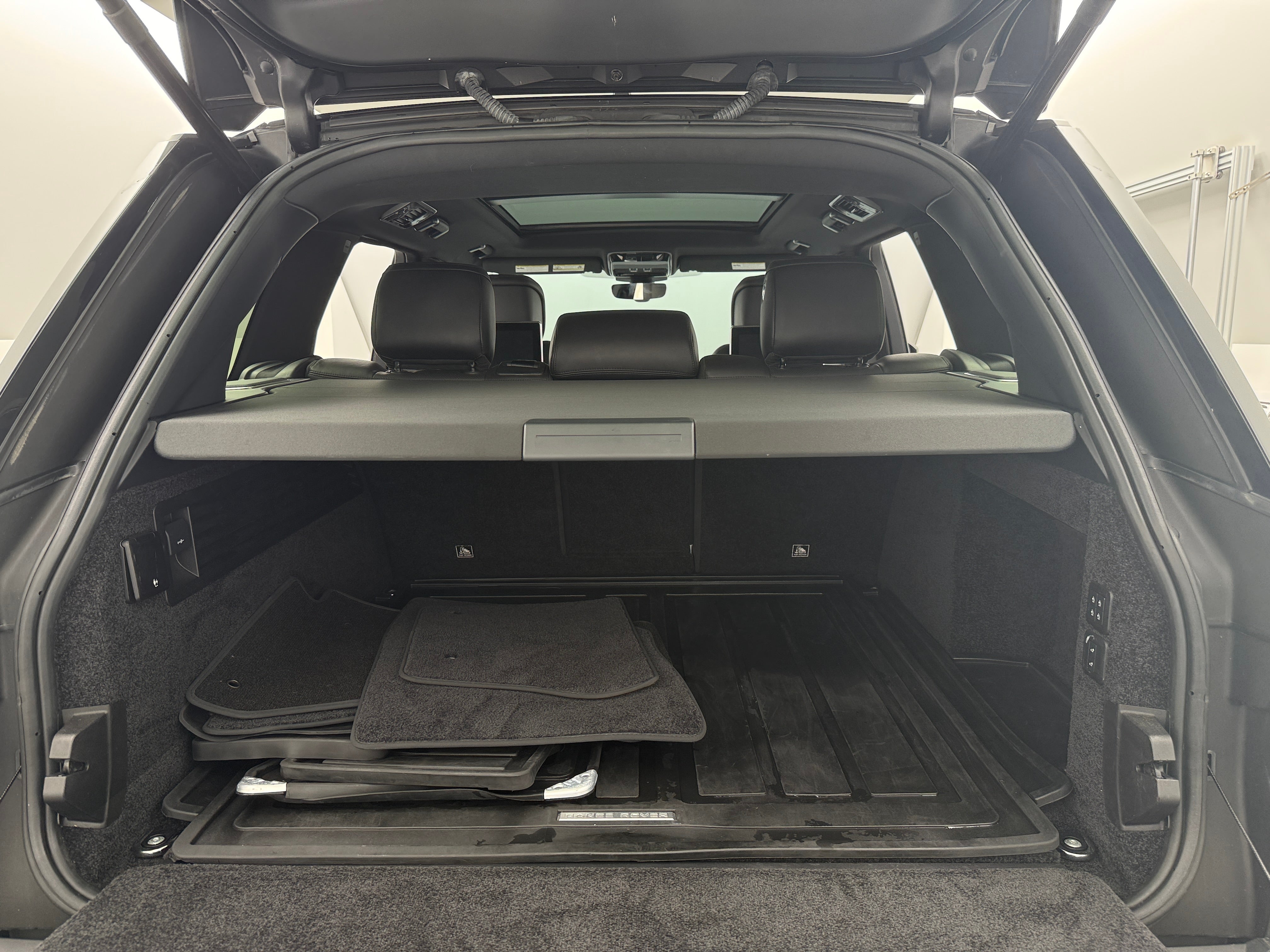 2018 Land Rover Range Rover Supercharged 6