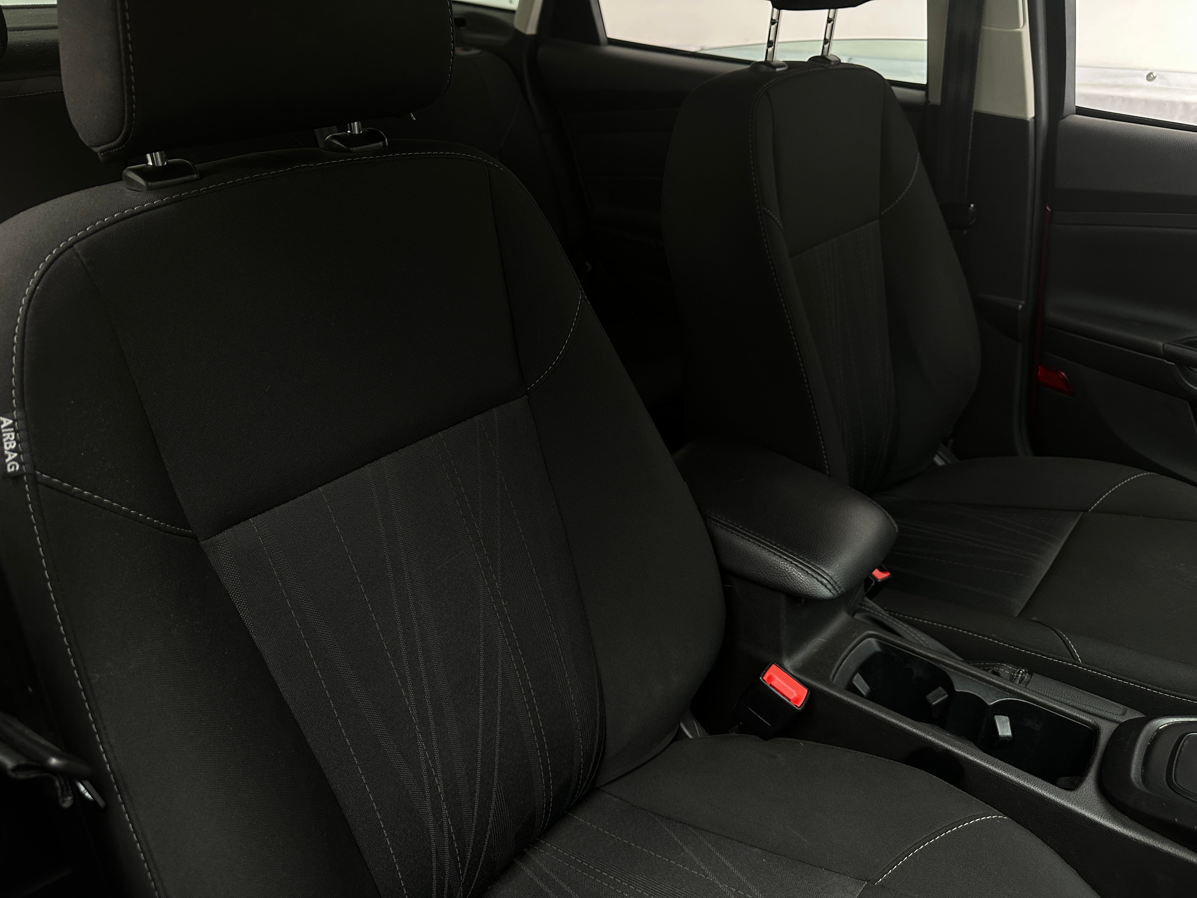 2018 Ford Focus SE 2