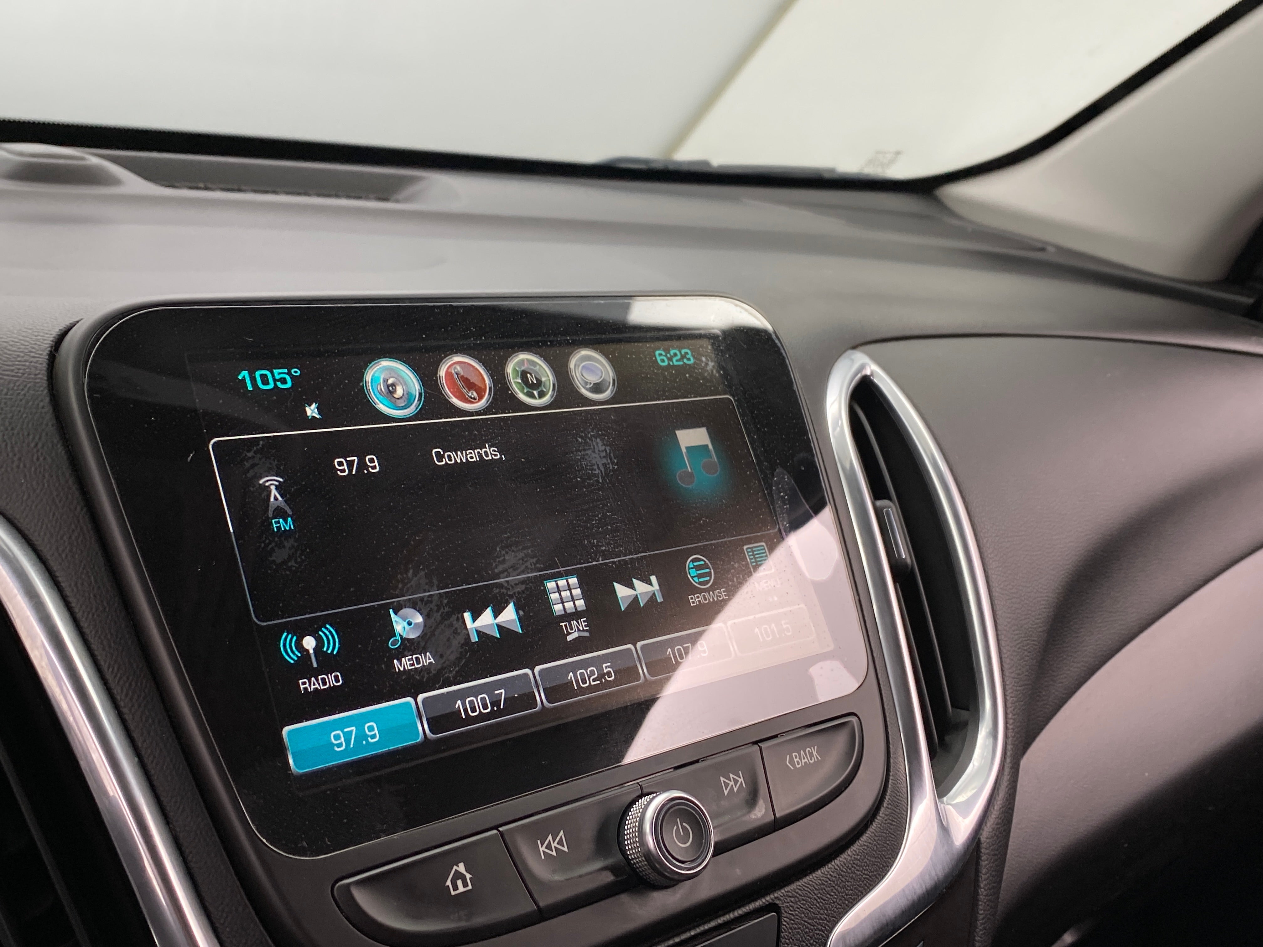Thumbnail: 2018 Chevrolet Equinox - 4