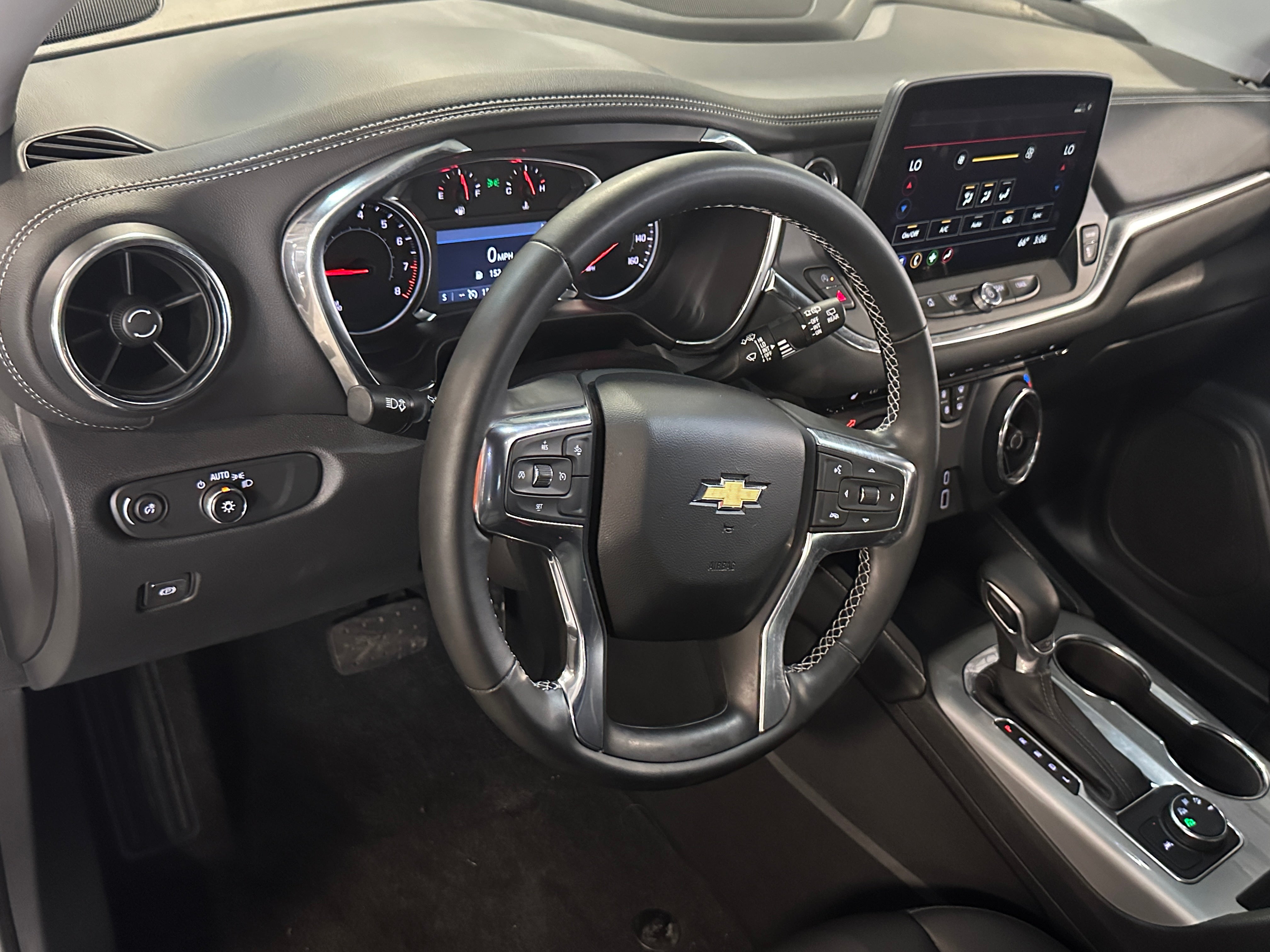 Thumbnail: 2023 Chevrolet Blazer - 2