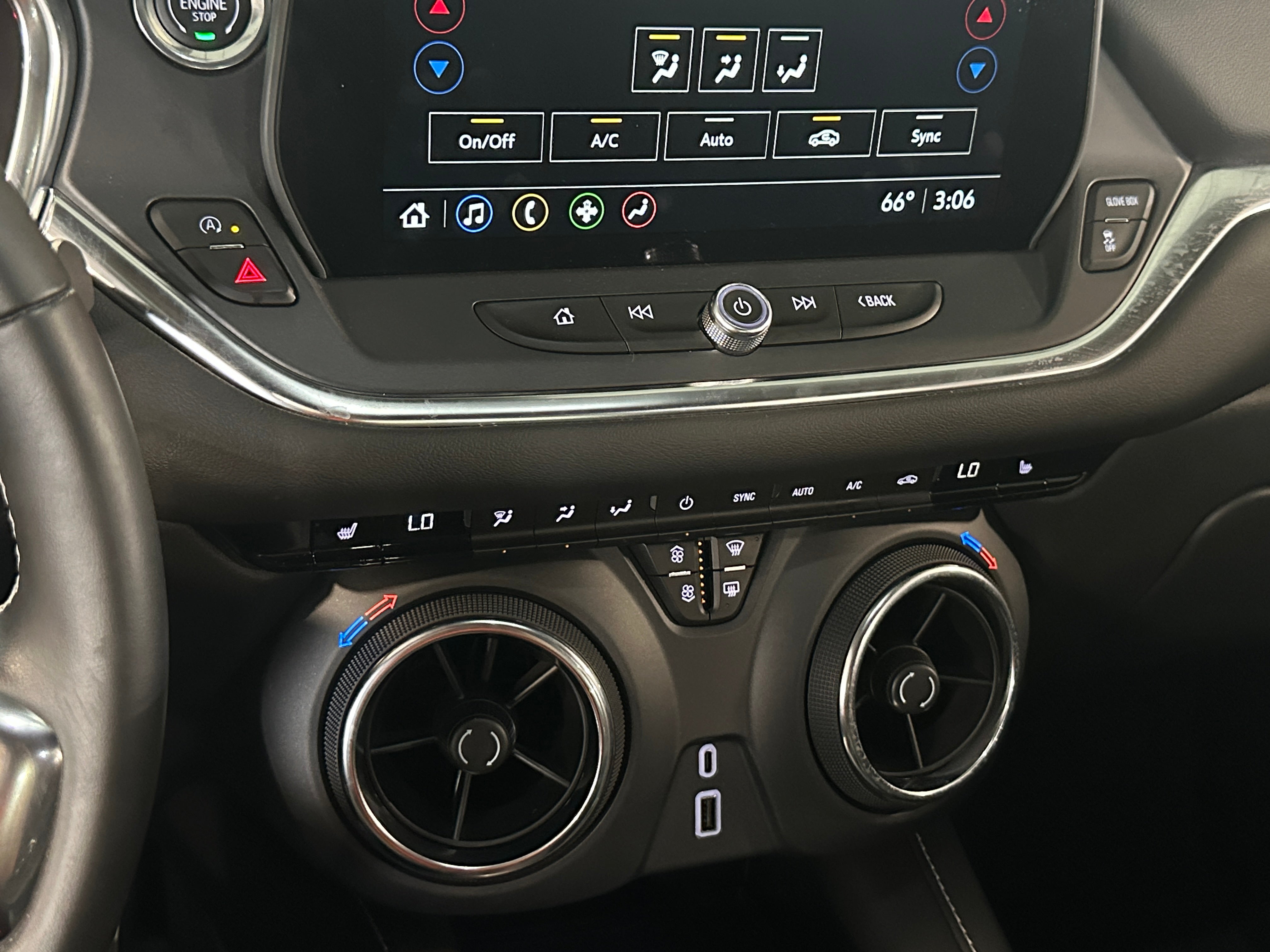 Thumbnail: 2023 Chevrolet Blazer - 3