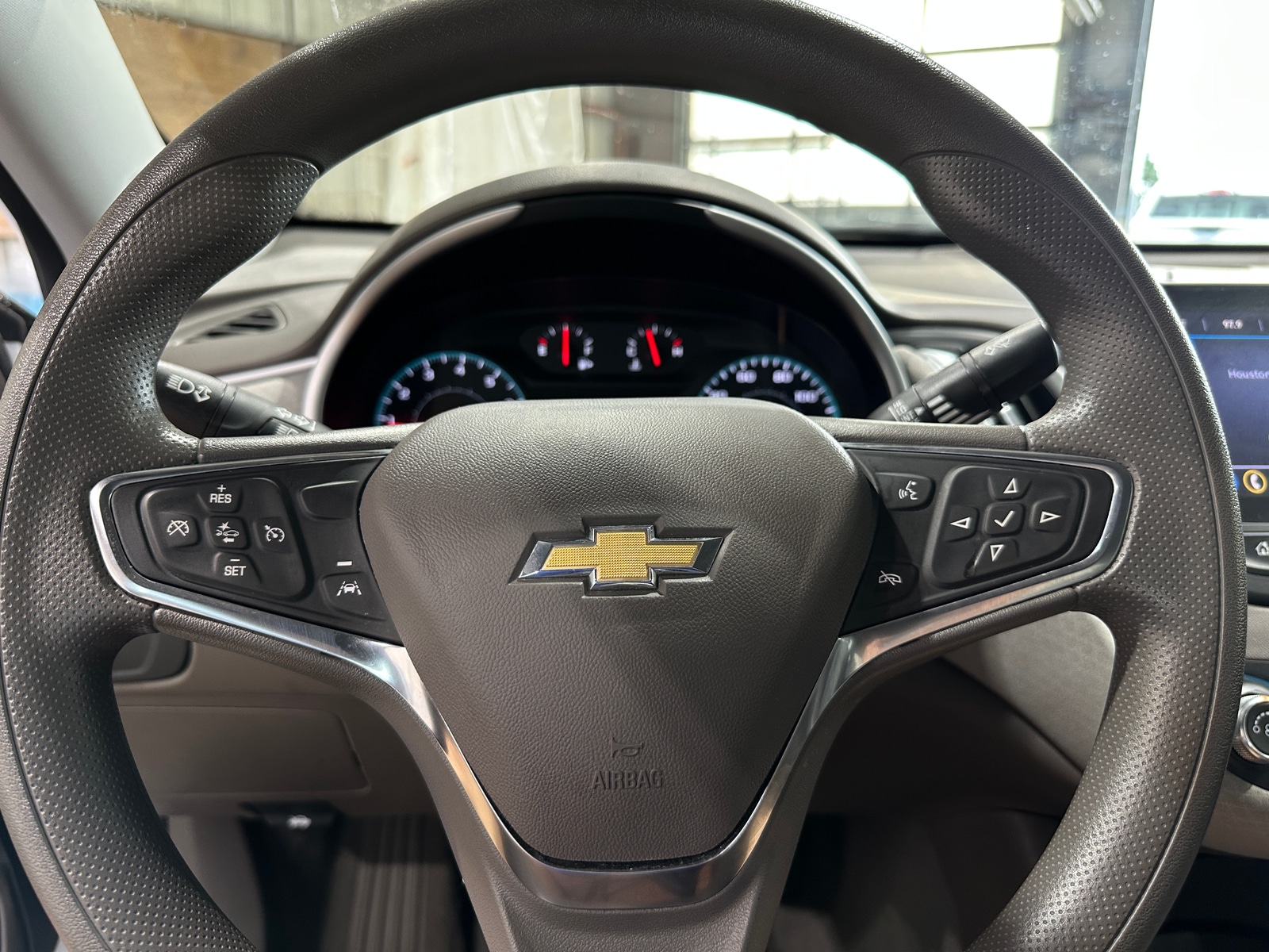 Thumbnail: 2023 Chevrolet Malibu - 5