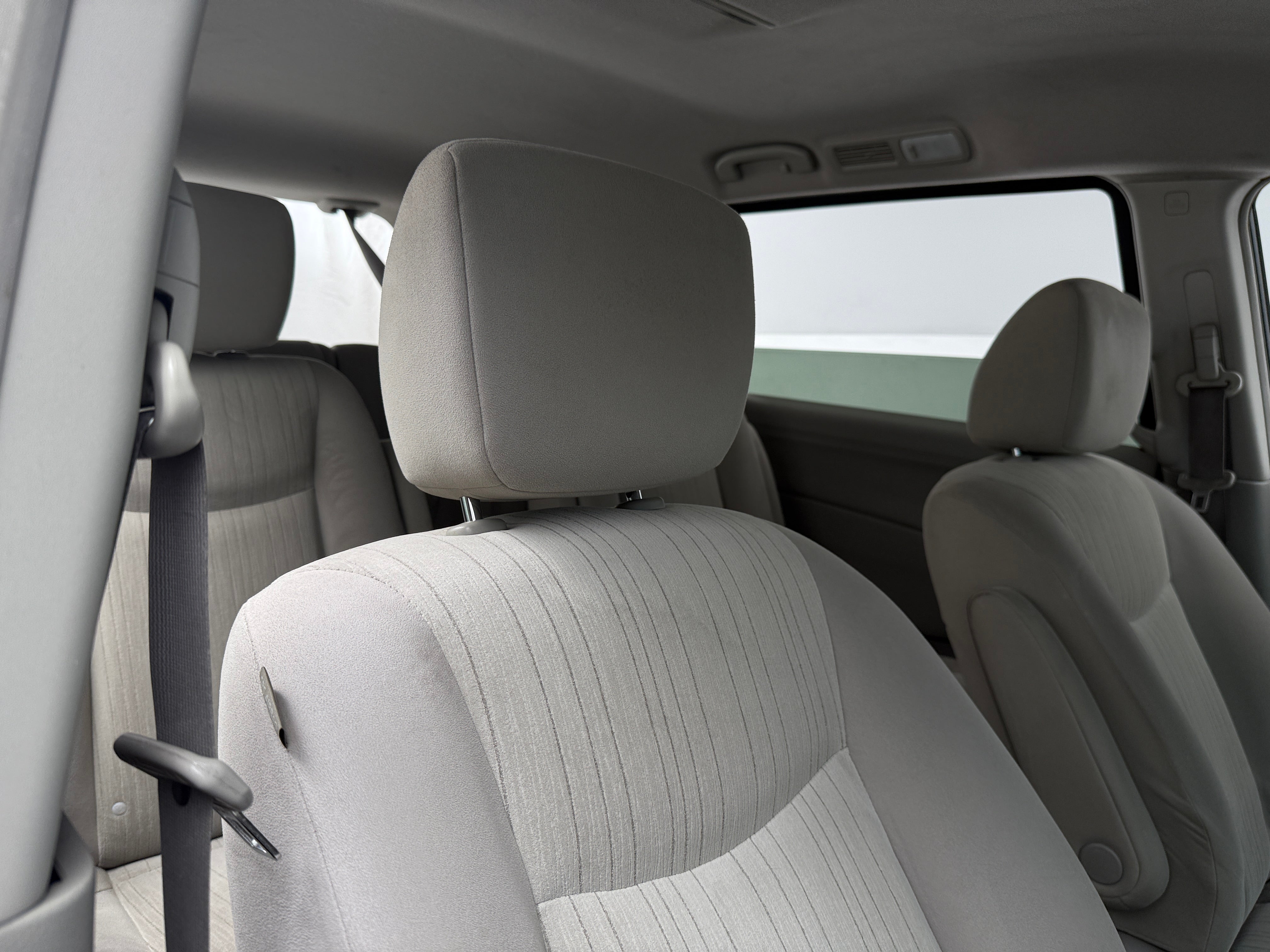 2015 Nissan Quest SV 2