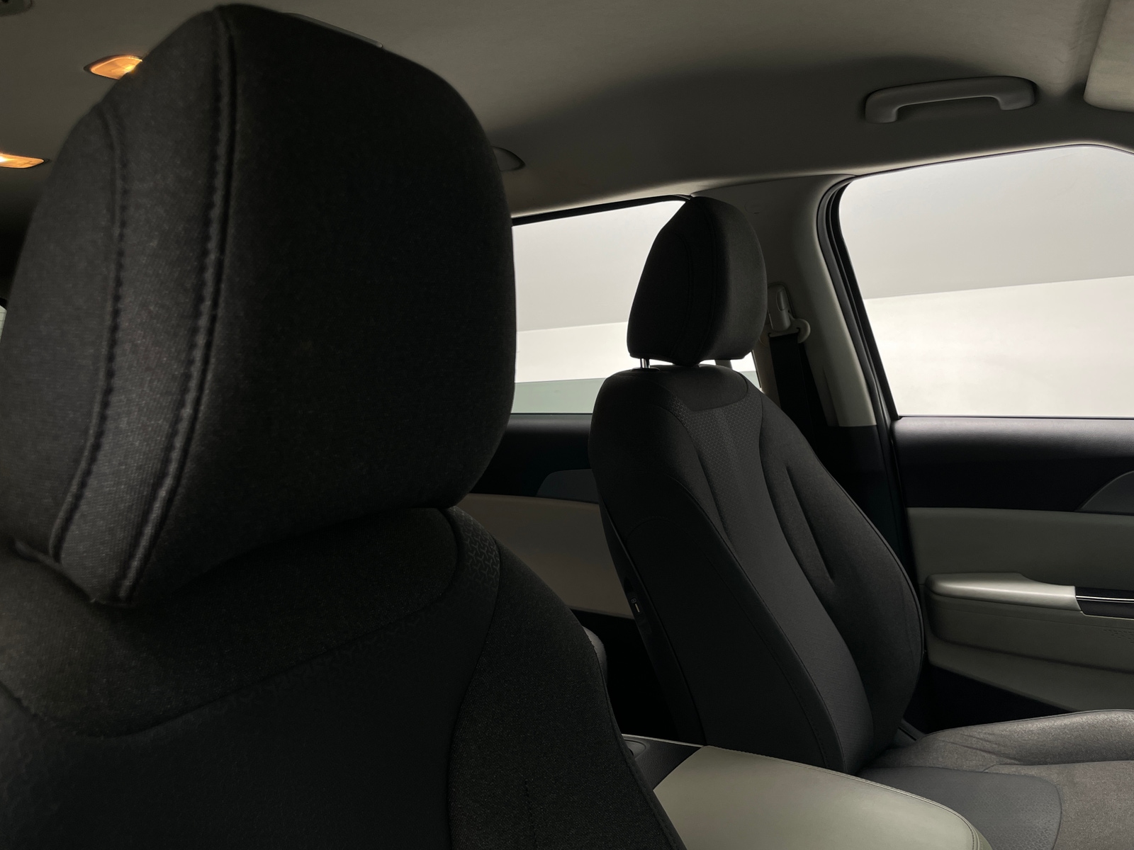 Thumbnail: 2022 Kia Carnival - 2