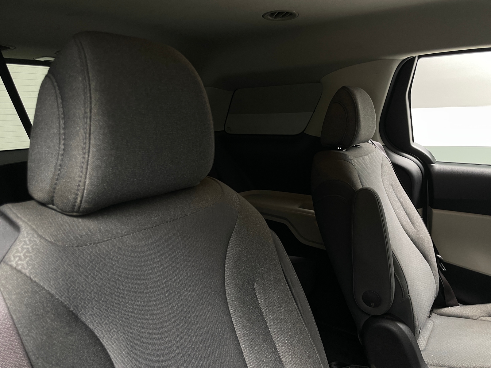 Thumbnail: 2022 Kia Carnival - 6