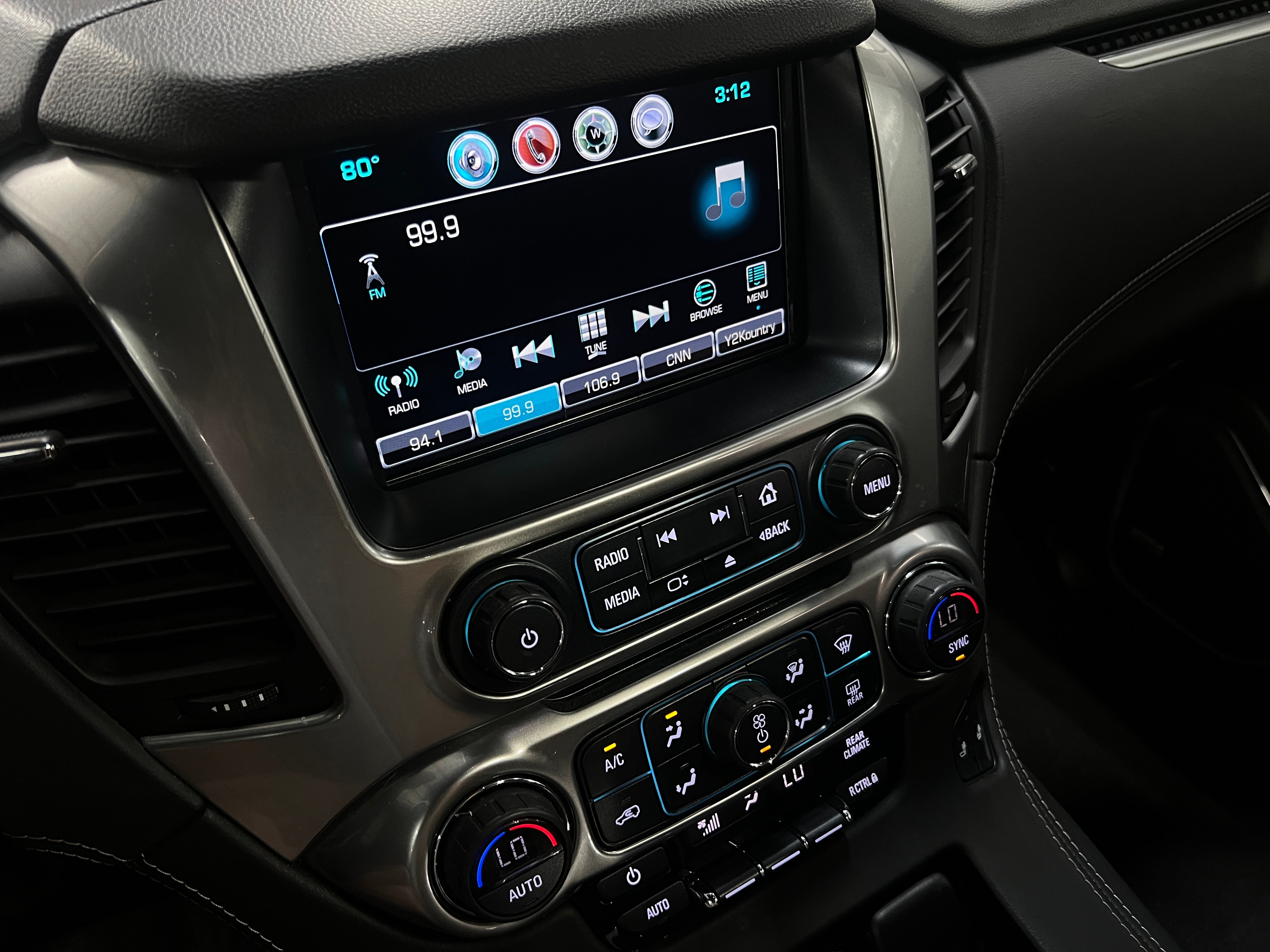 2019 Chevrolet Tahoe LT 3