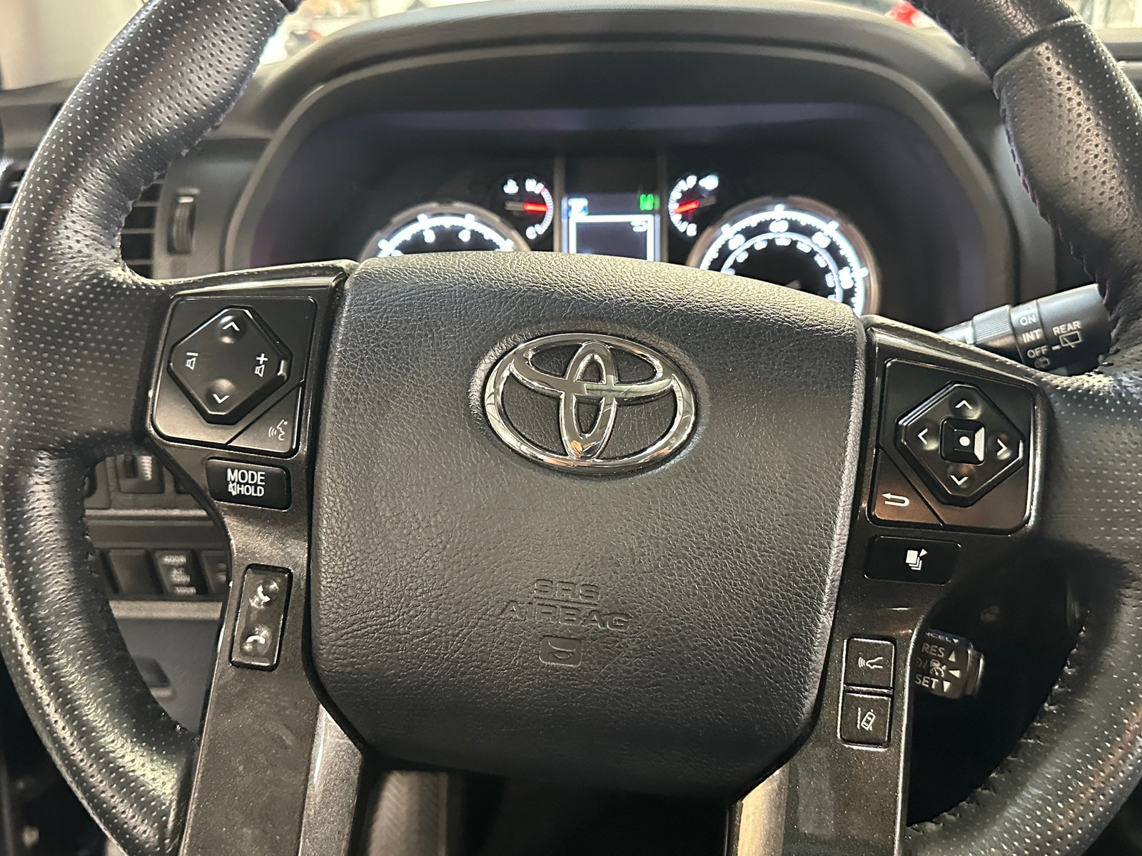 Thumbnail: 2023 Toyota 4Runner - 4