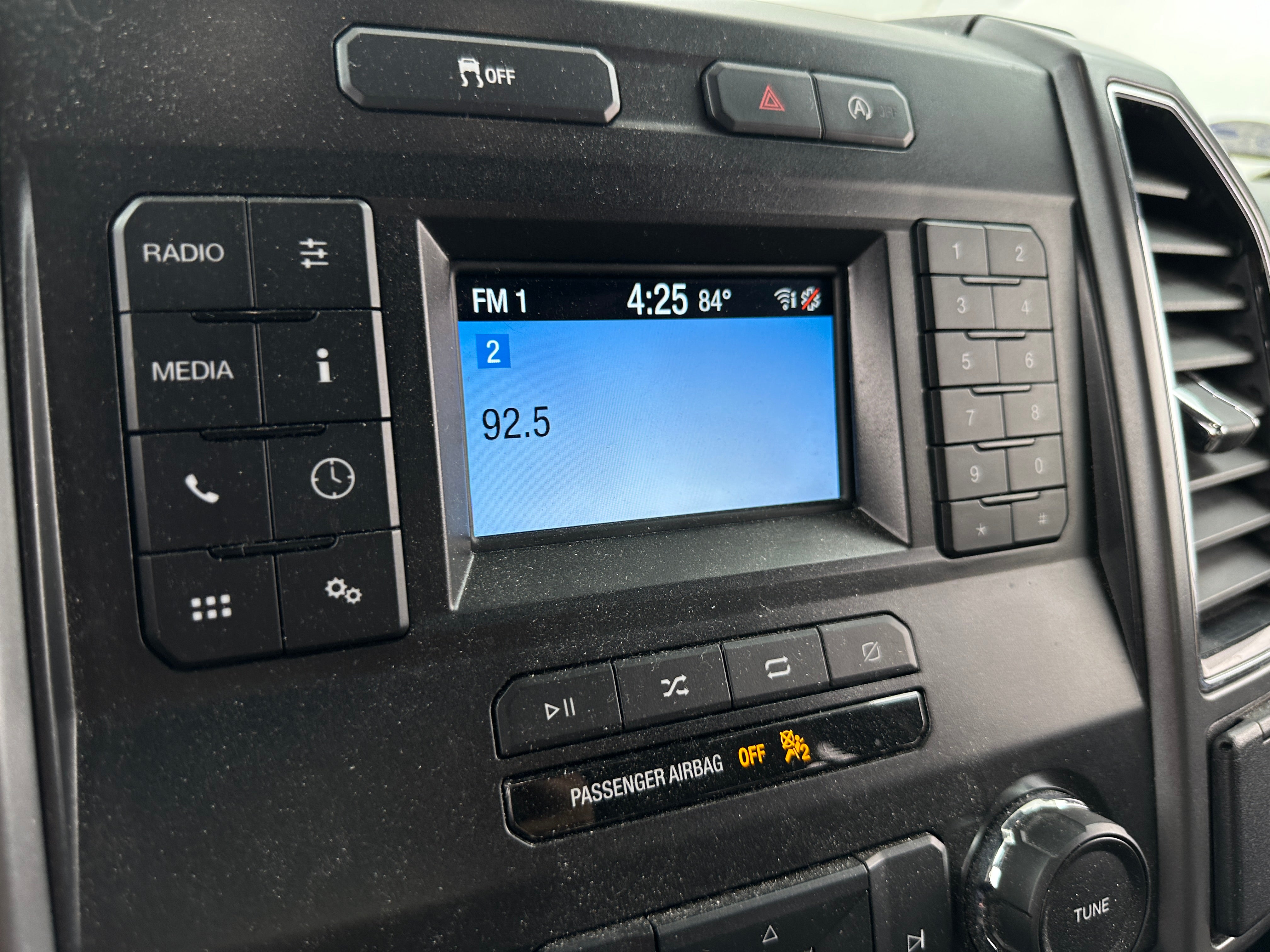 2018 Ford Econoline E-150 4
