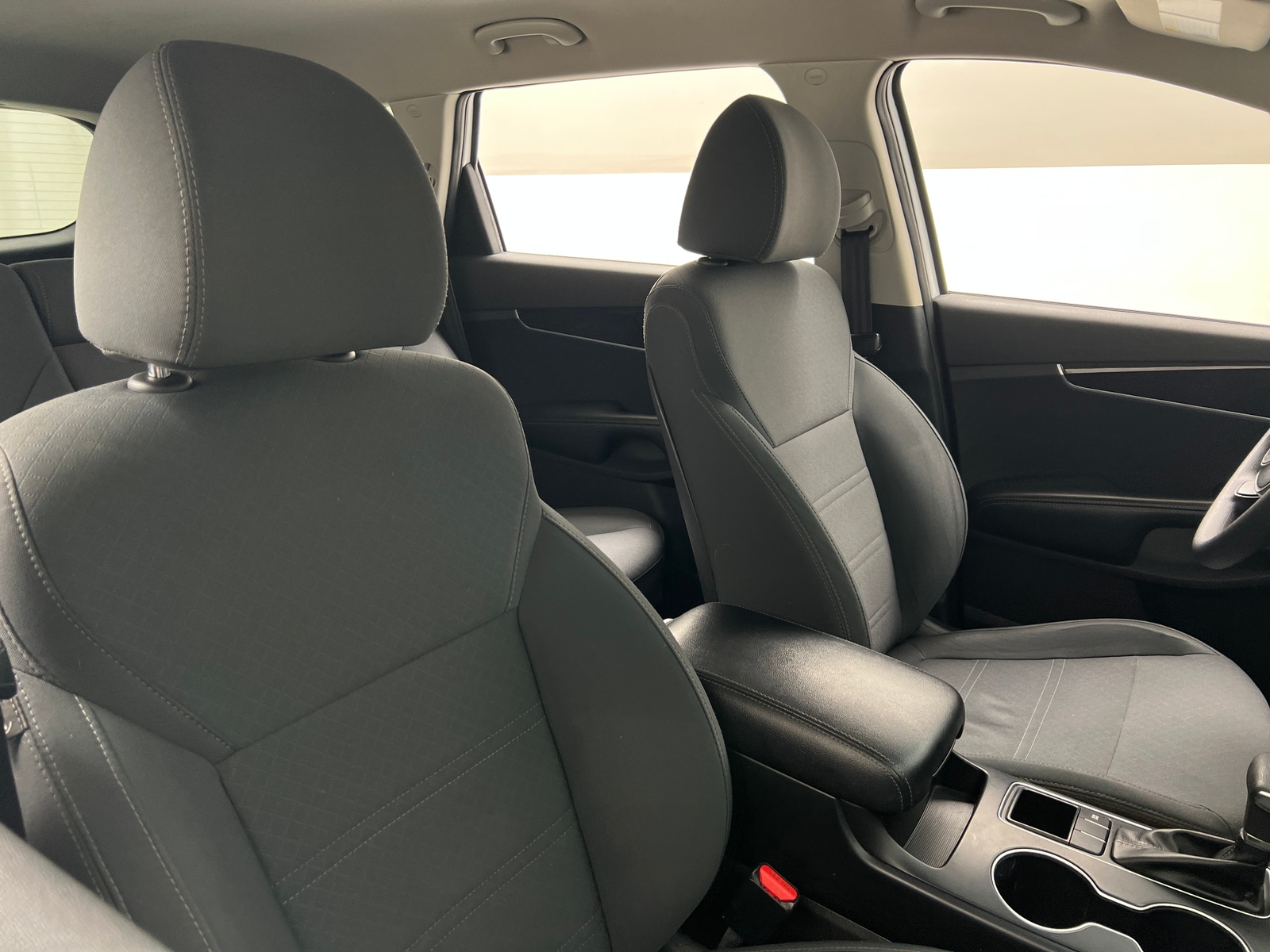 Thumbnail: 2019 Kia Sorento - 2