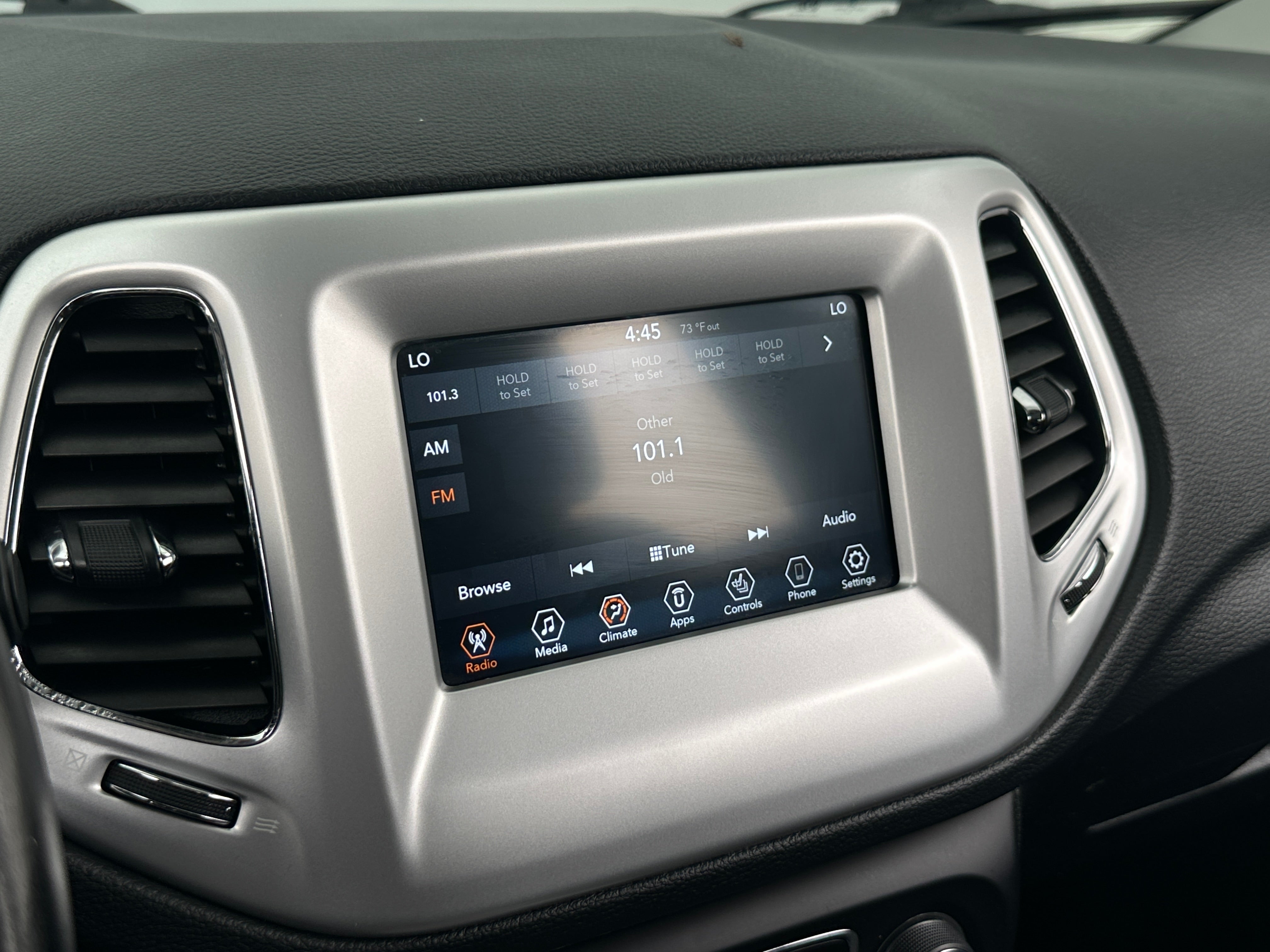 Thumbnail: 2019 Jeep Compass - 4