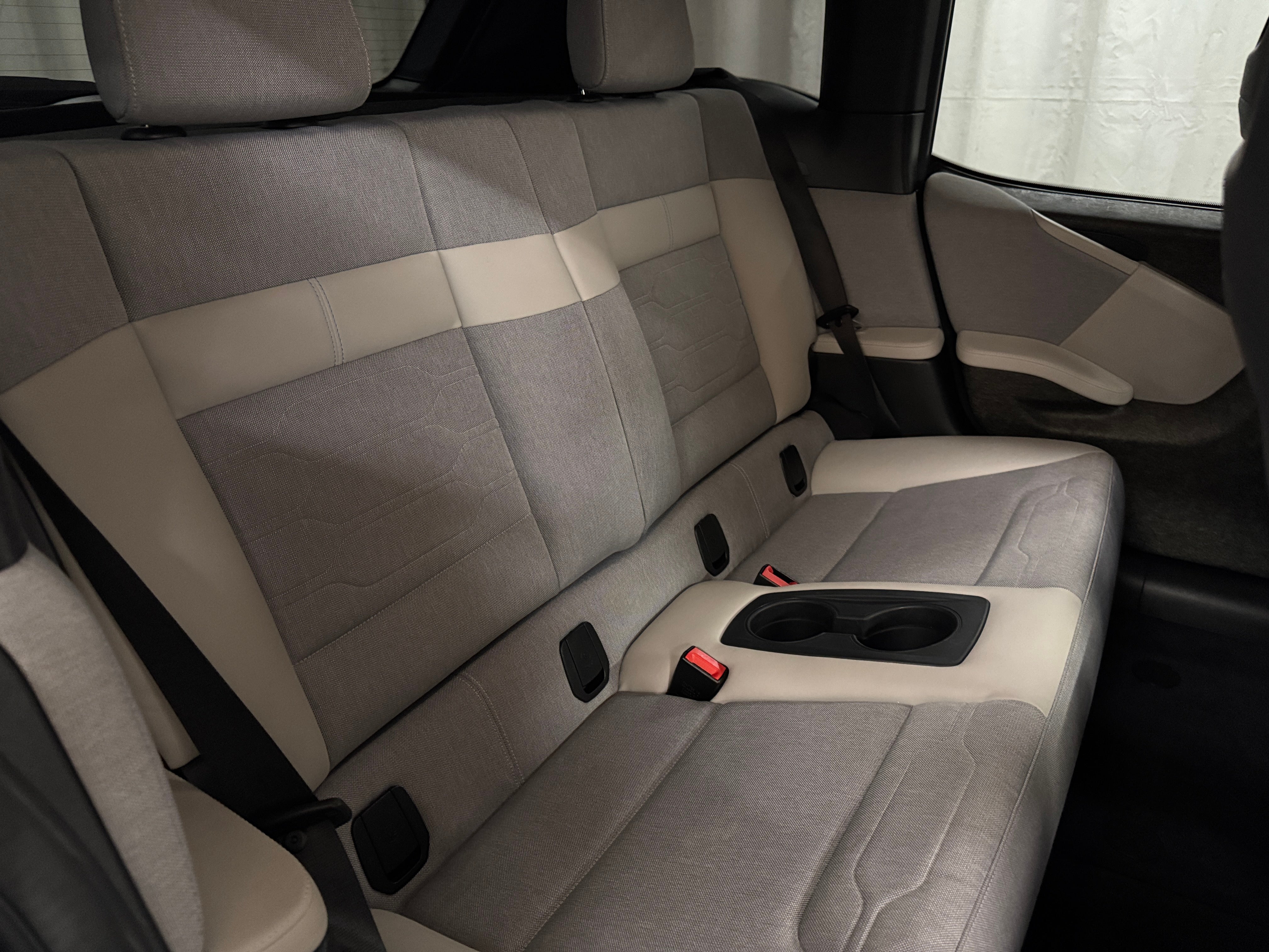 Thumbnail: 2015 BMW i3 - 6
