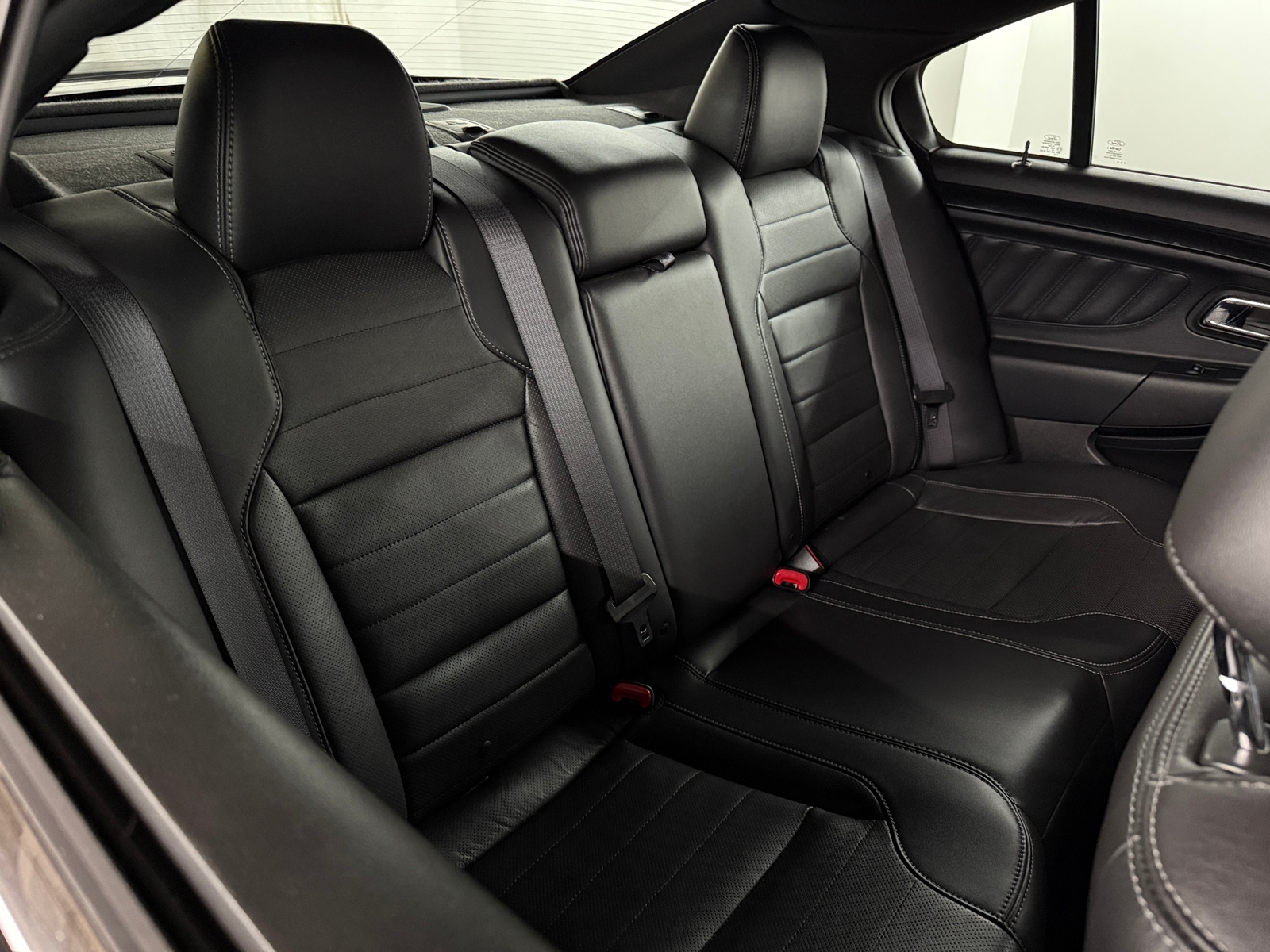 Thumbnail: 2013 Ford Taurus - 5