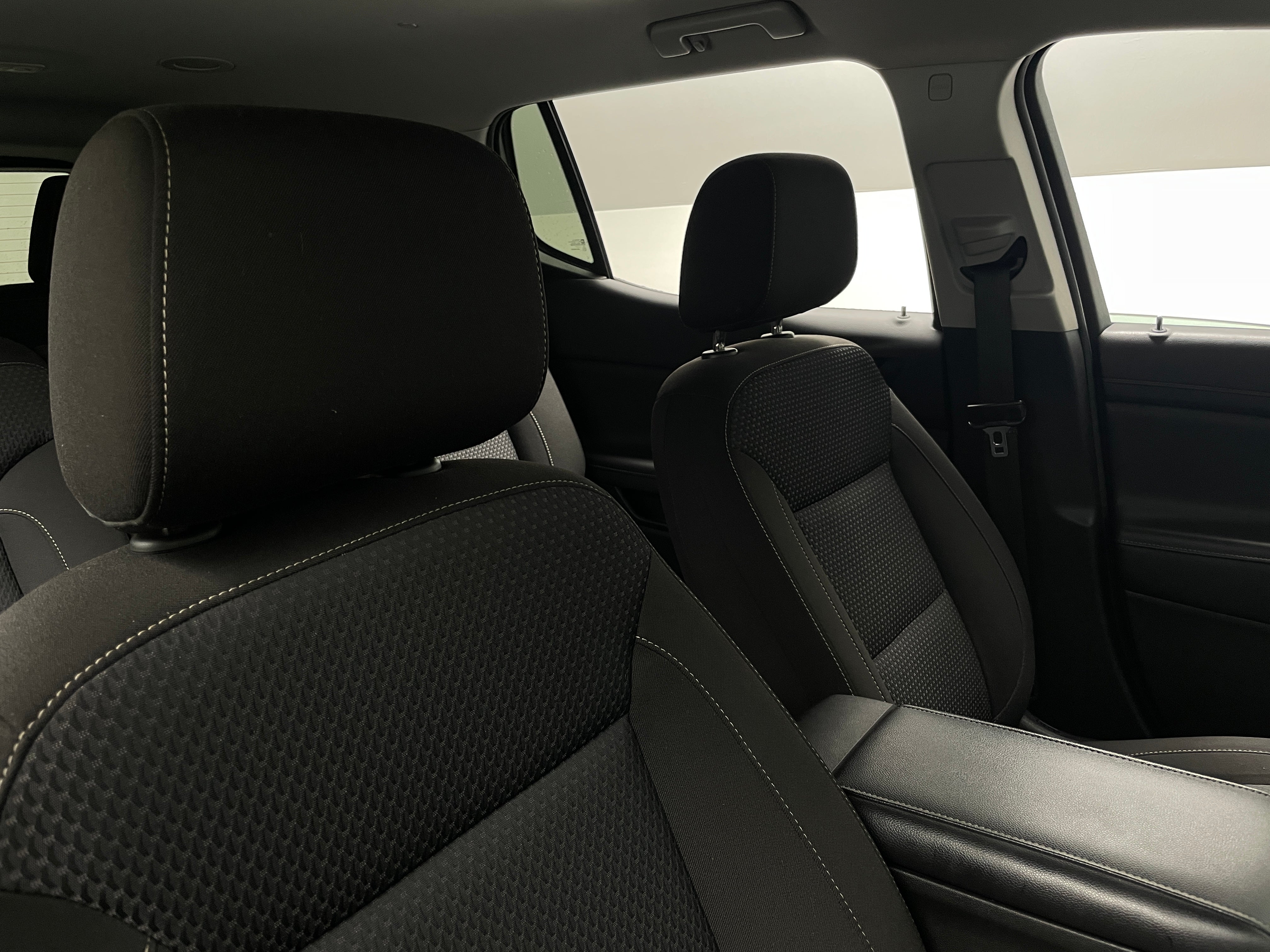 Thumbnail: 2022 GMC Acadia - 2