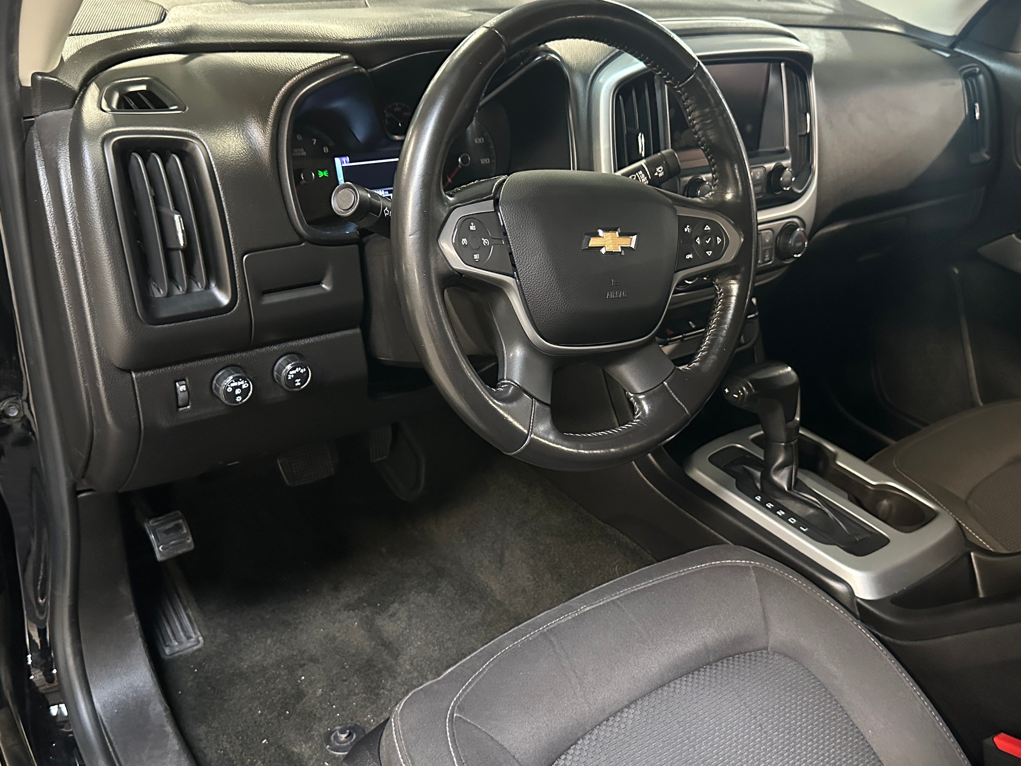 2018 Chevrolet Colorado LT 3
