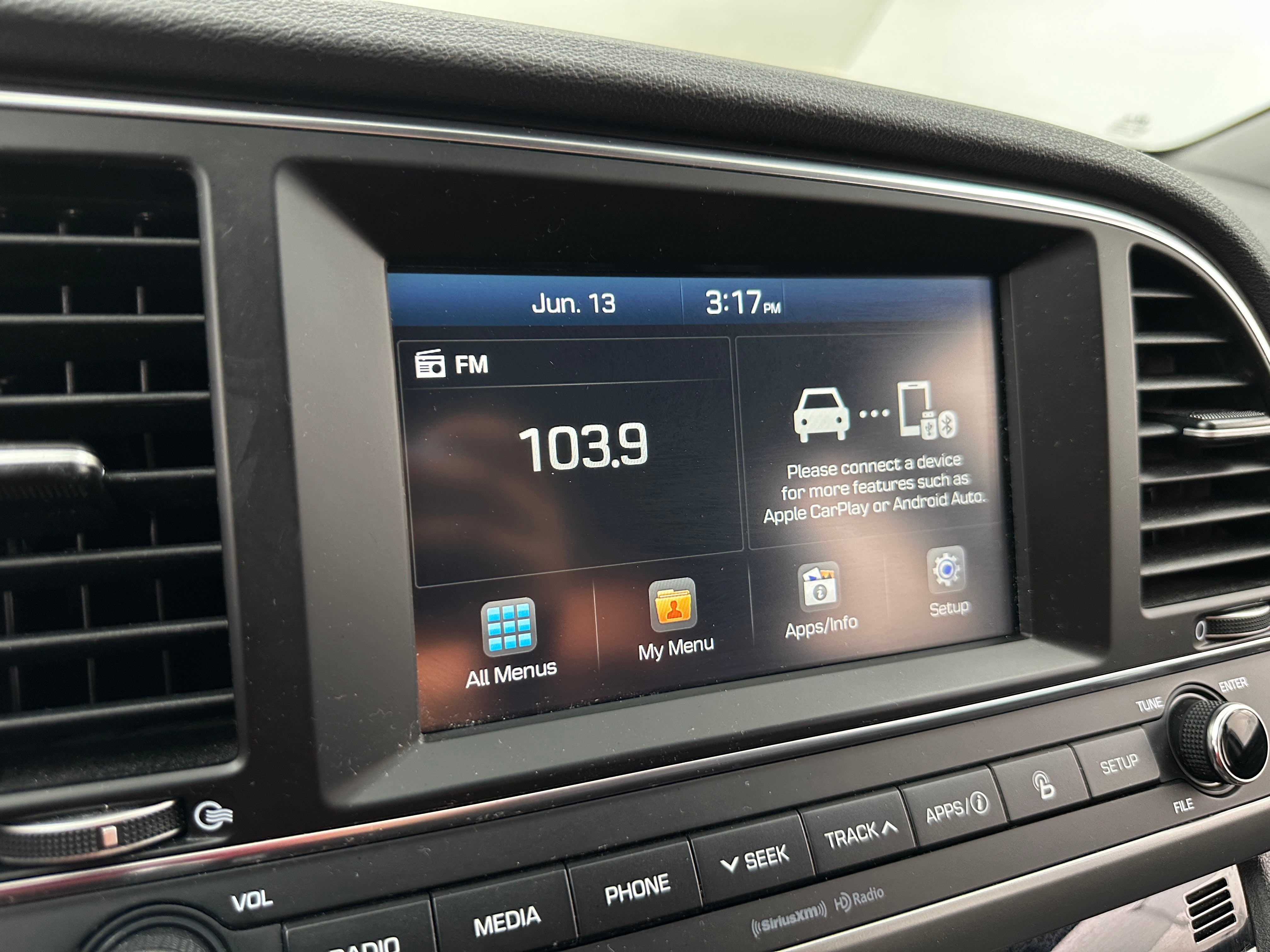 2017 Hyundai Elantra Limited Edition 3