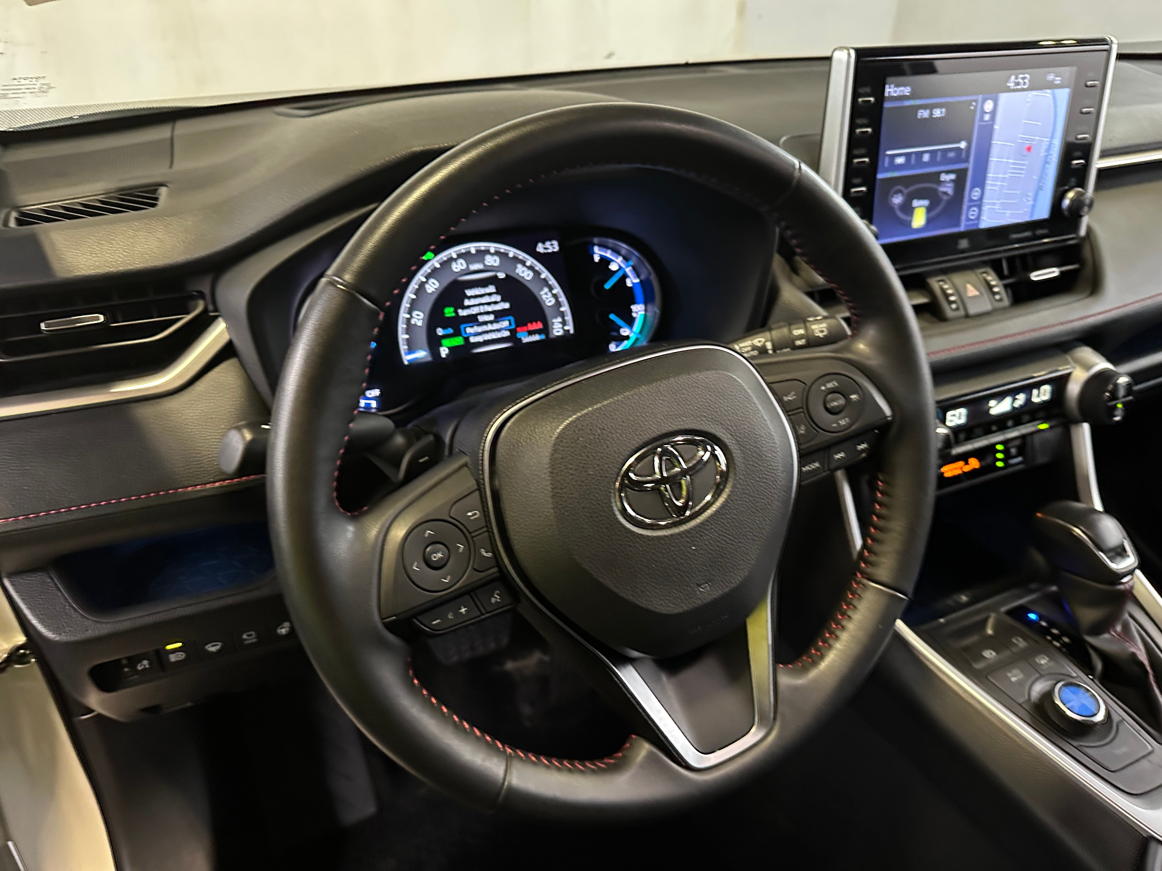 2022 Toyota RAV4 Prime XSE 5