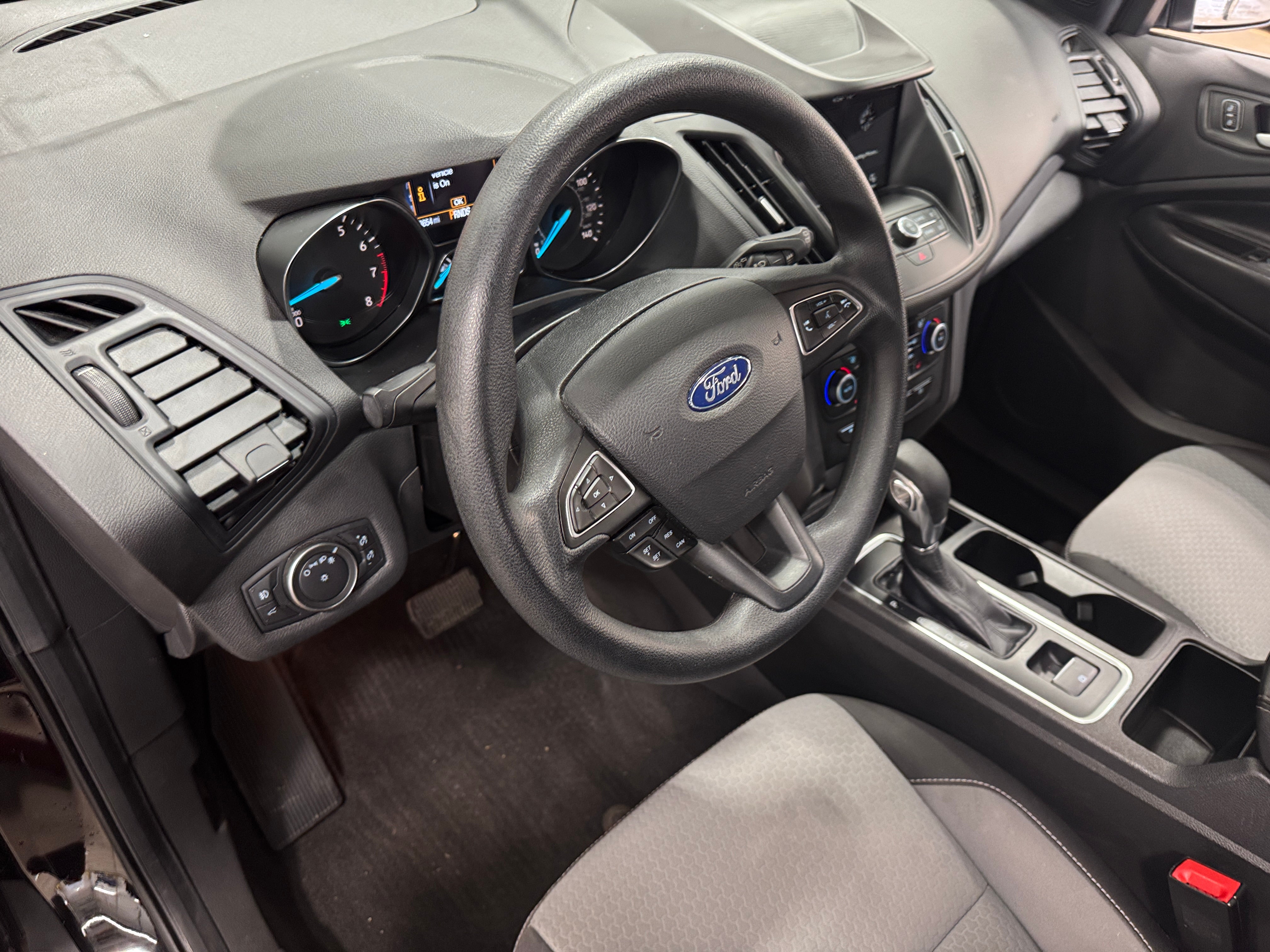 Thumbnail: 2019 Ford Escape - 3