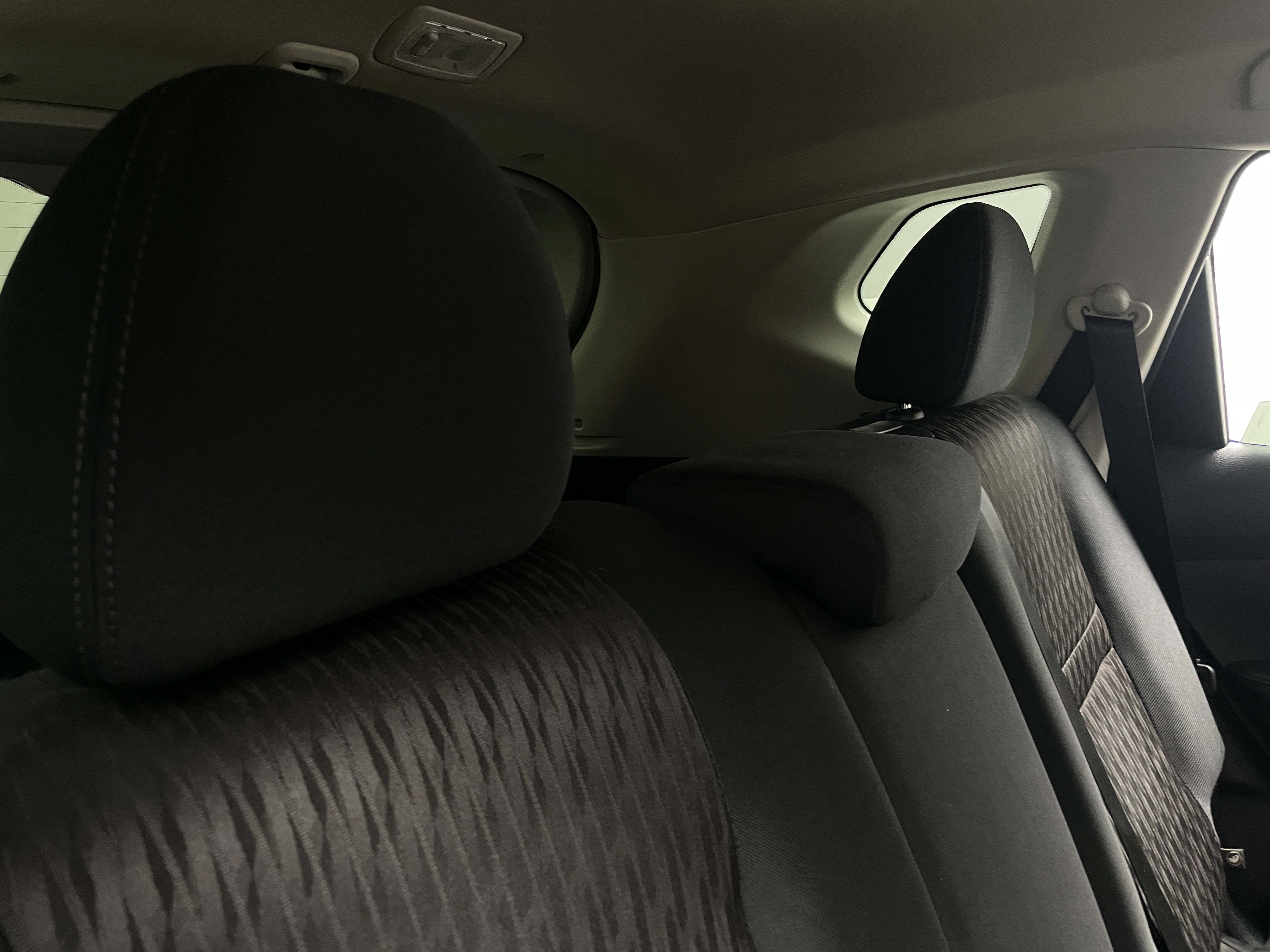 2018 Nissan Rogue SV 6