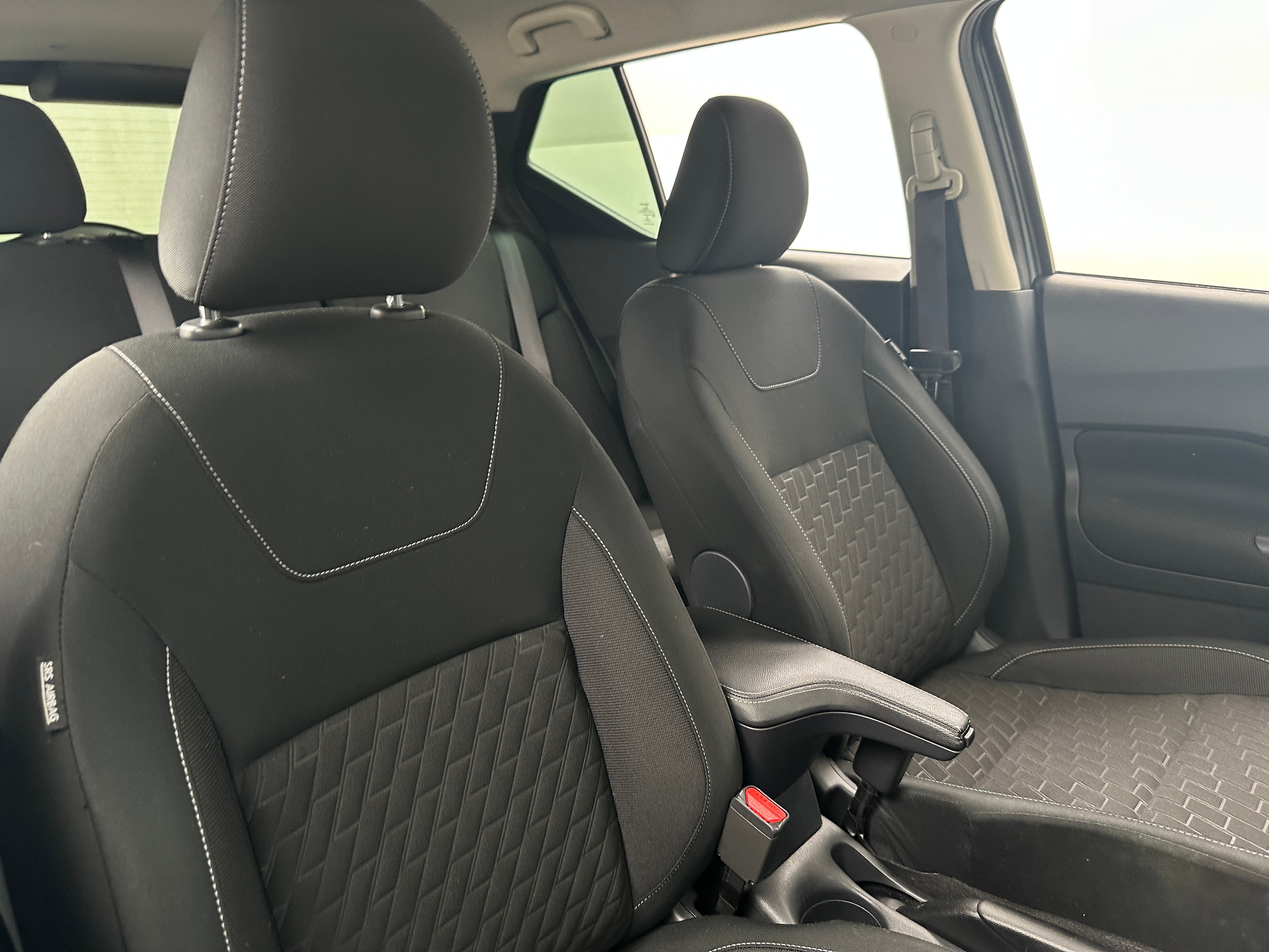 2021 Nissan Kicks S 2