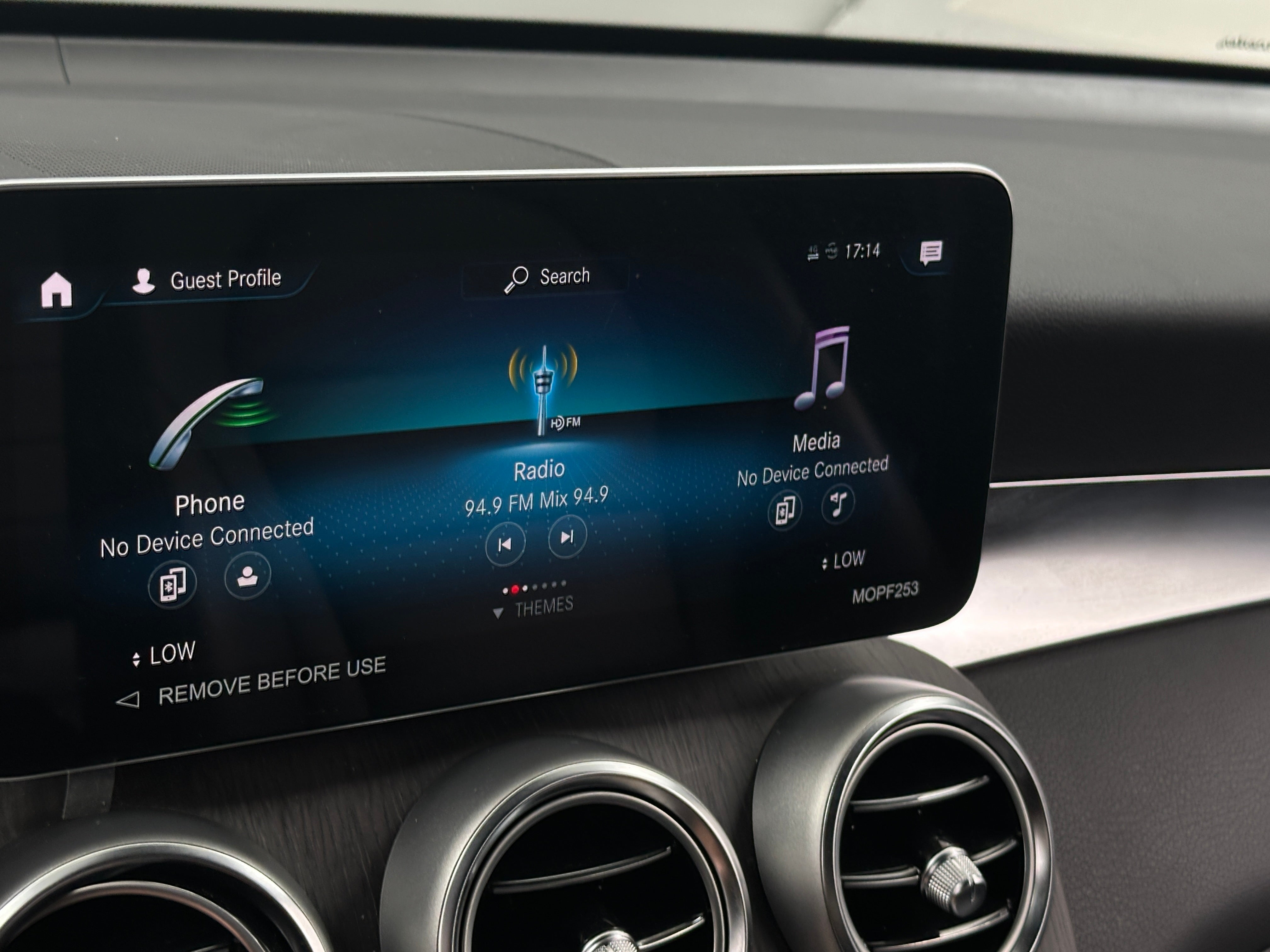 2022 Mercedes-Benz GLC 300 3
