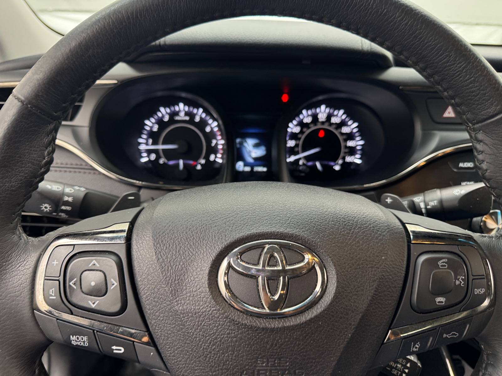 Thumbnail: 2018 Toyota Avalon - 4