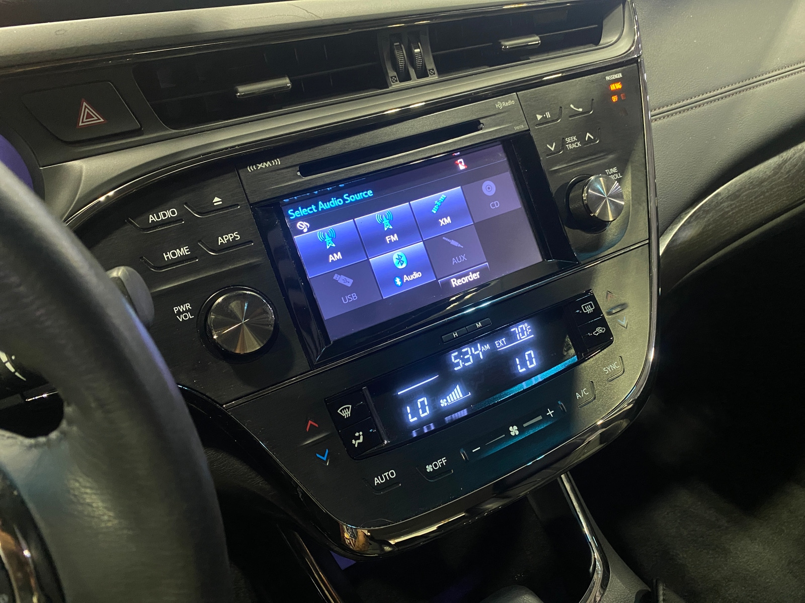 Thumbnail: 2018 Toyota Avalon - 3