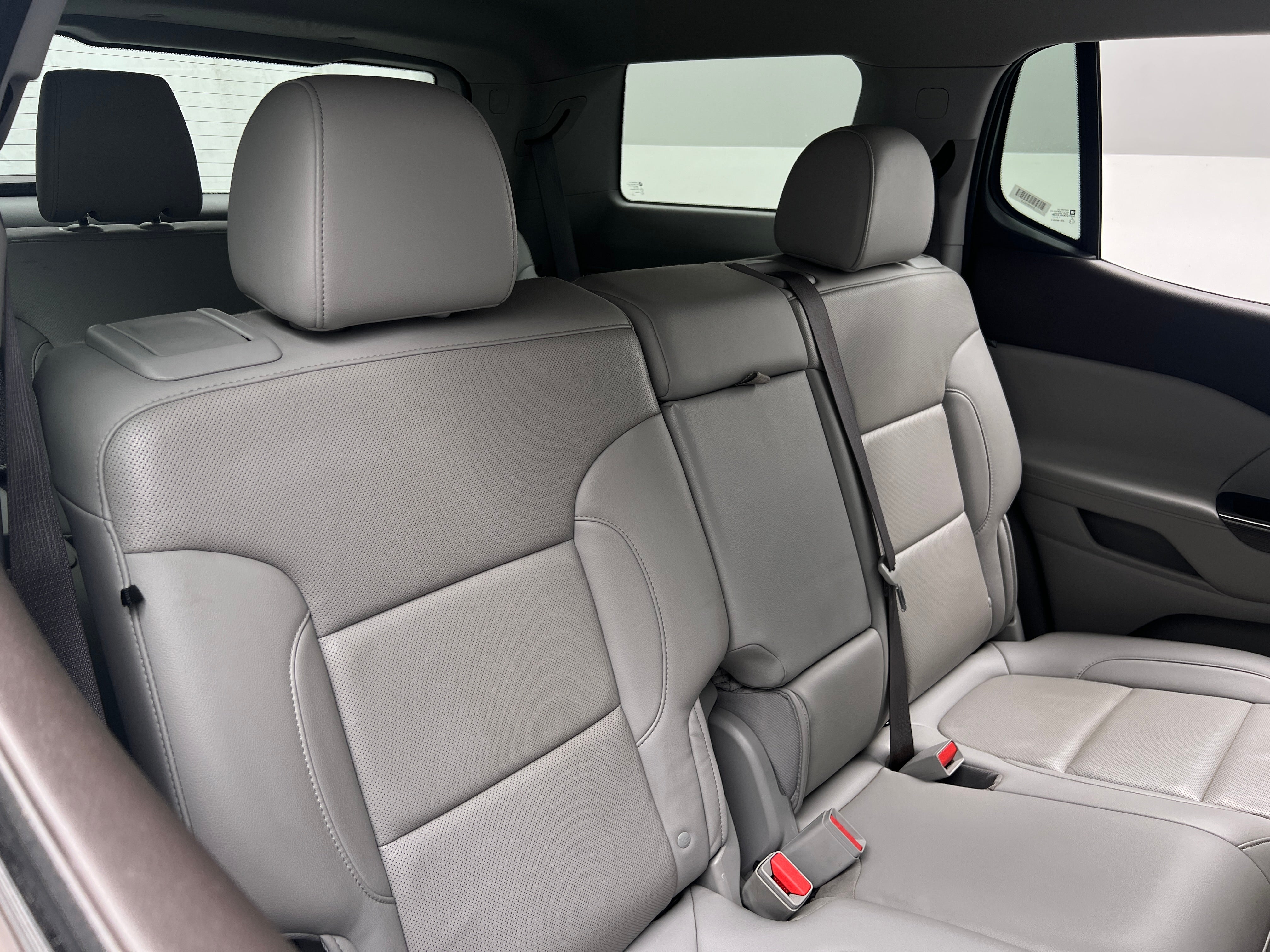 2023 GMC Acadia SLT 5