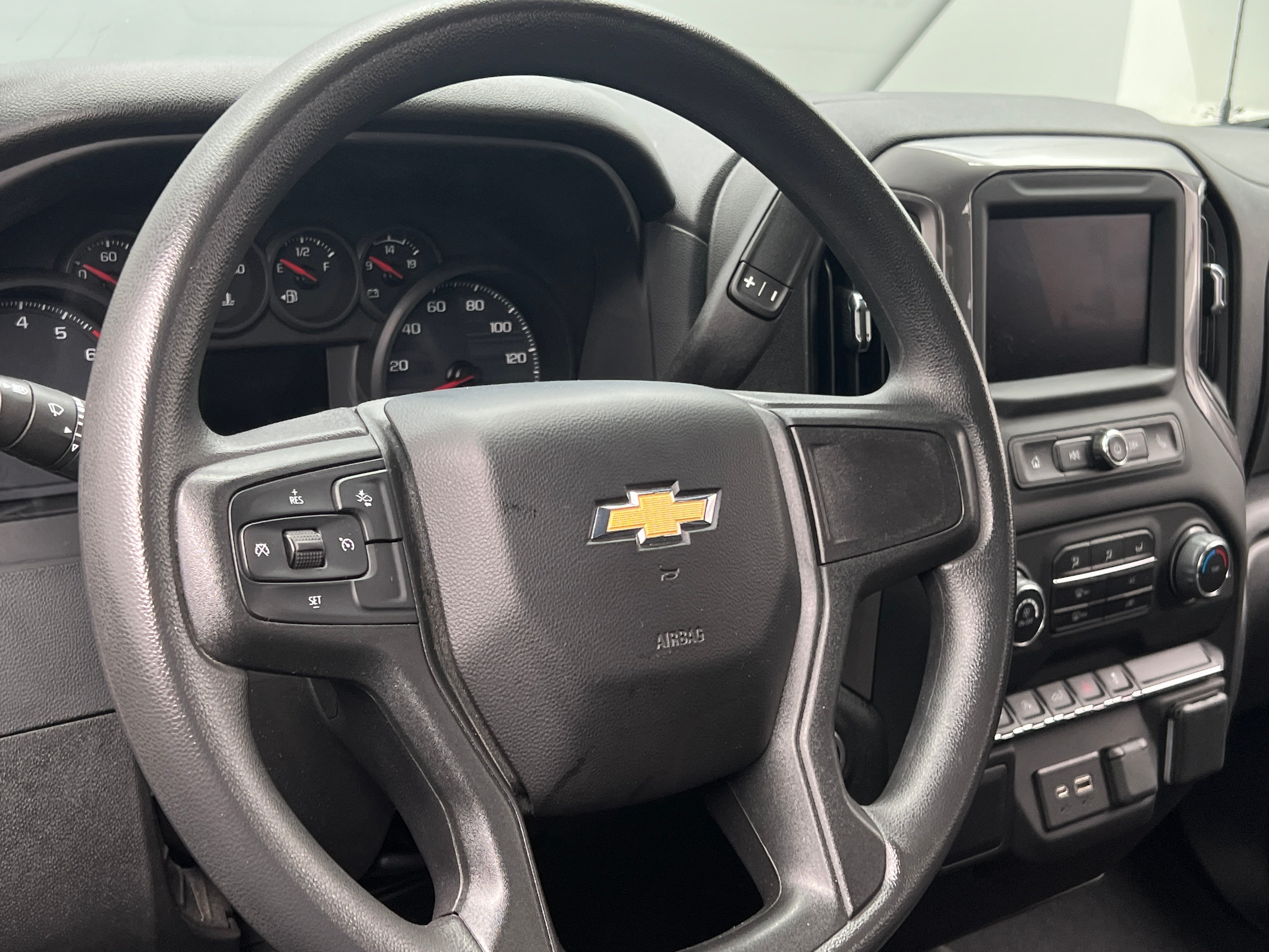 2023 Chevrolet Silverado 1500 Custom 5