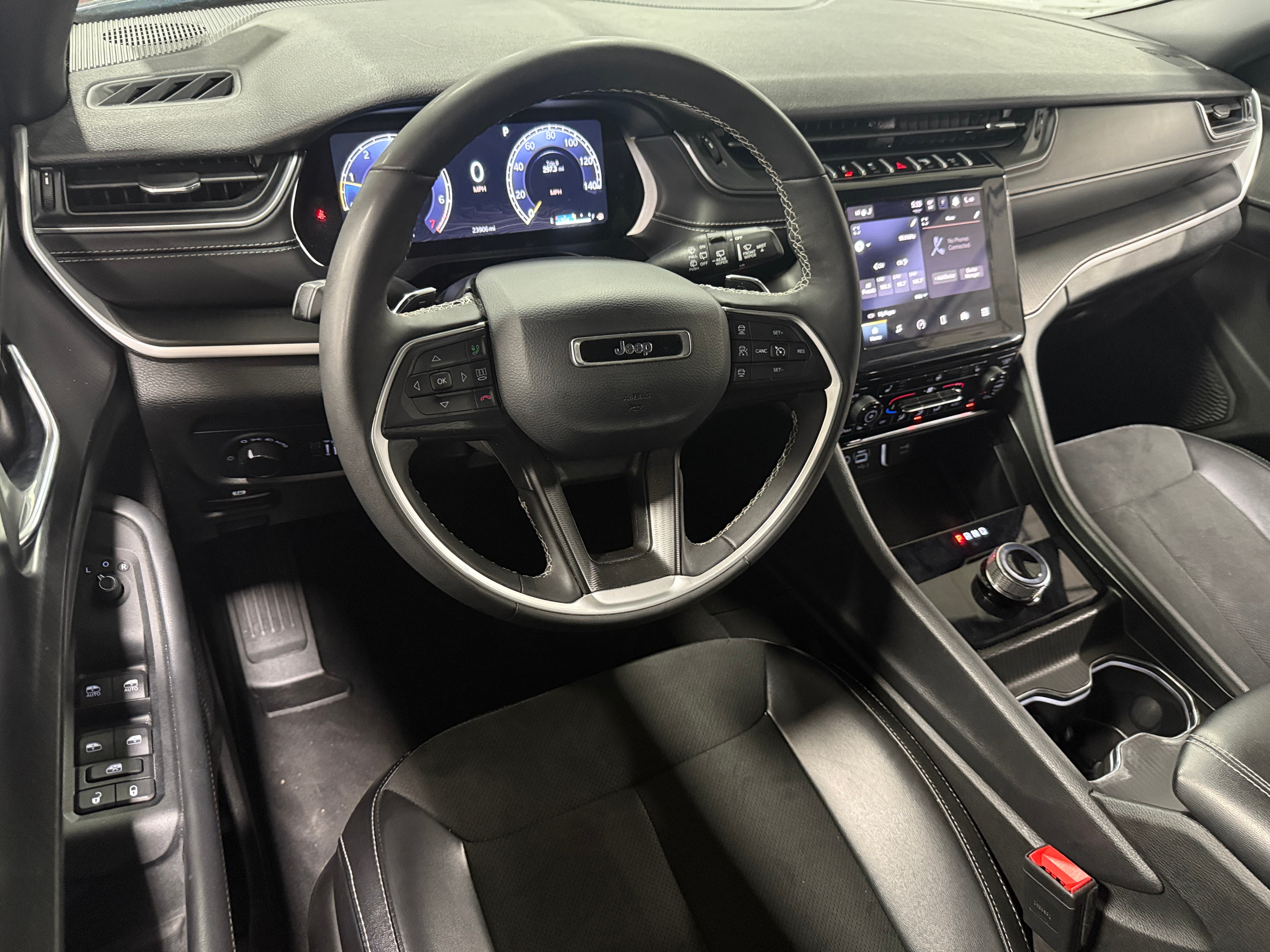 Thumbnail: 2024 Jeep Grand Cherokee L - 3