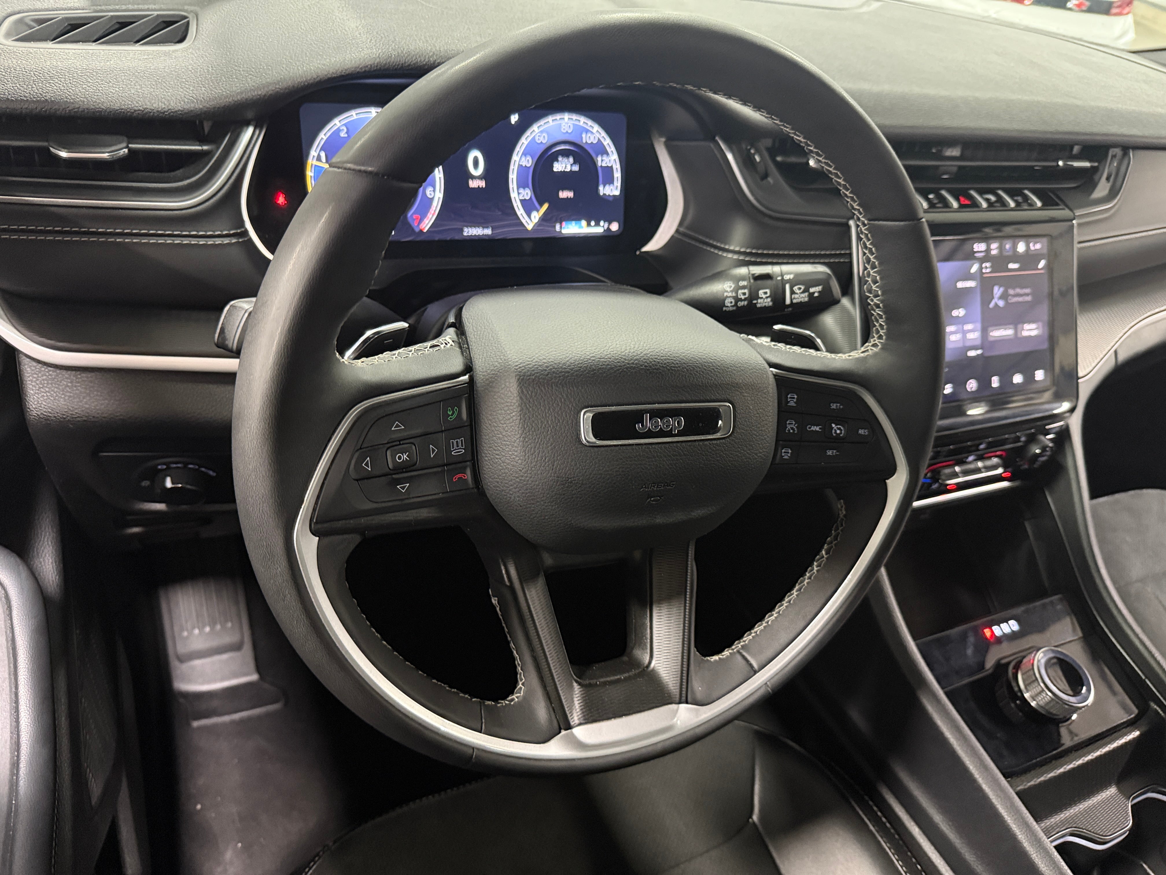 Thumbnail: 2024 Jeep Grand Cherokee L - 5