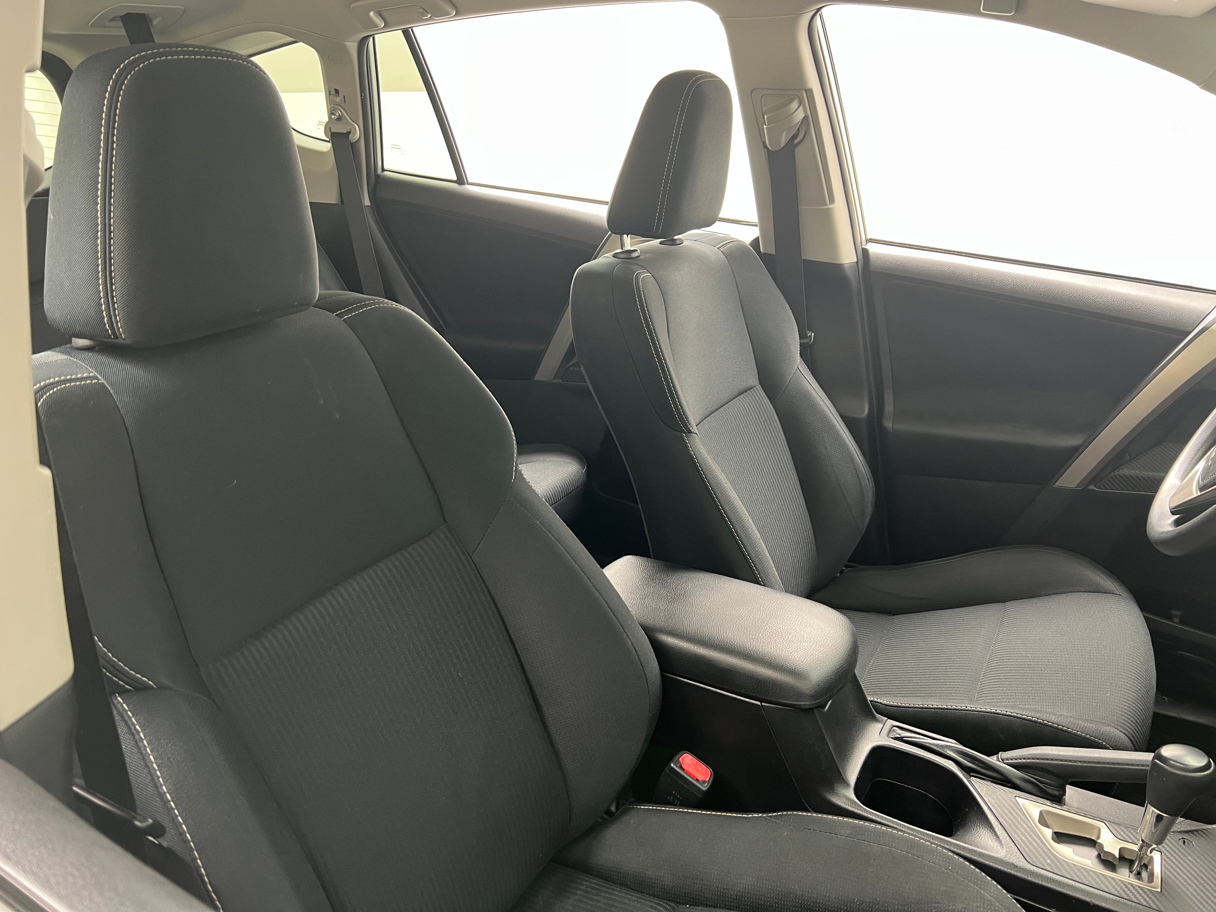 2013 Toyota RAV4 XLE 2