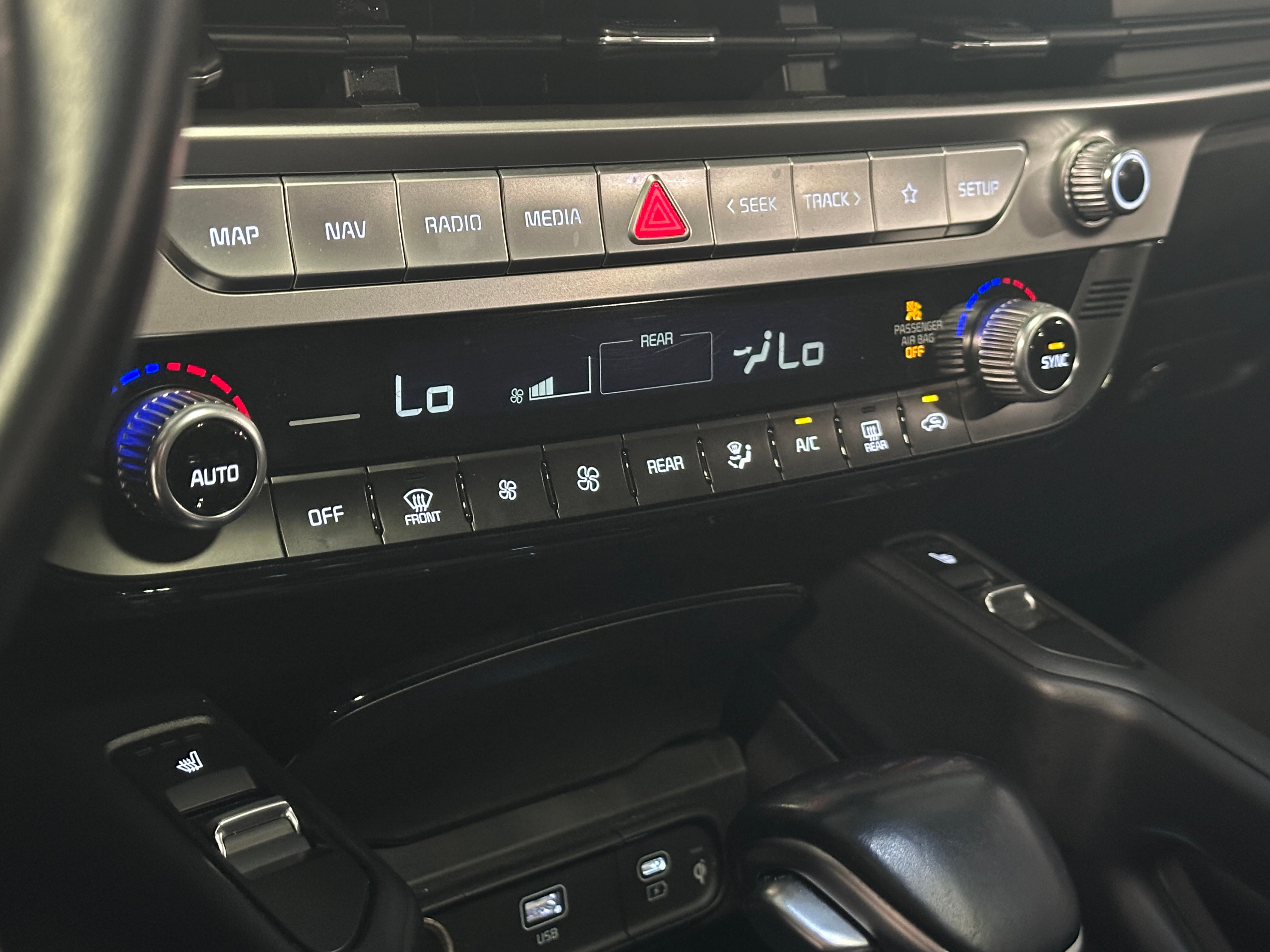 2023 Kia Telluride S 3