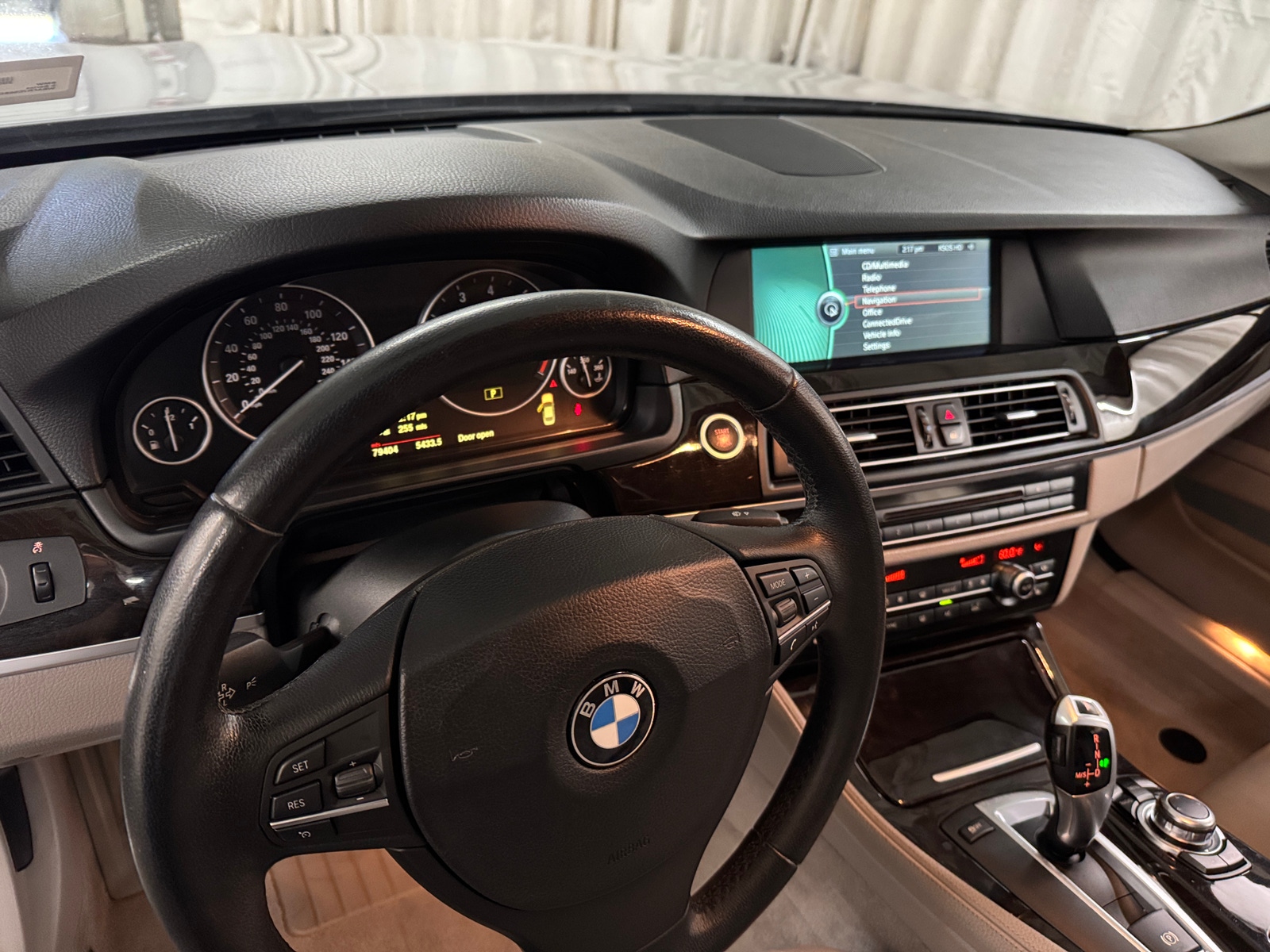 Thumbnail: 2011 BMW 5 Series - 2