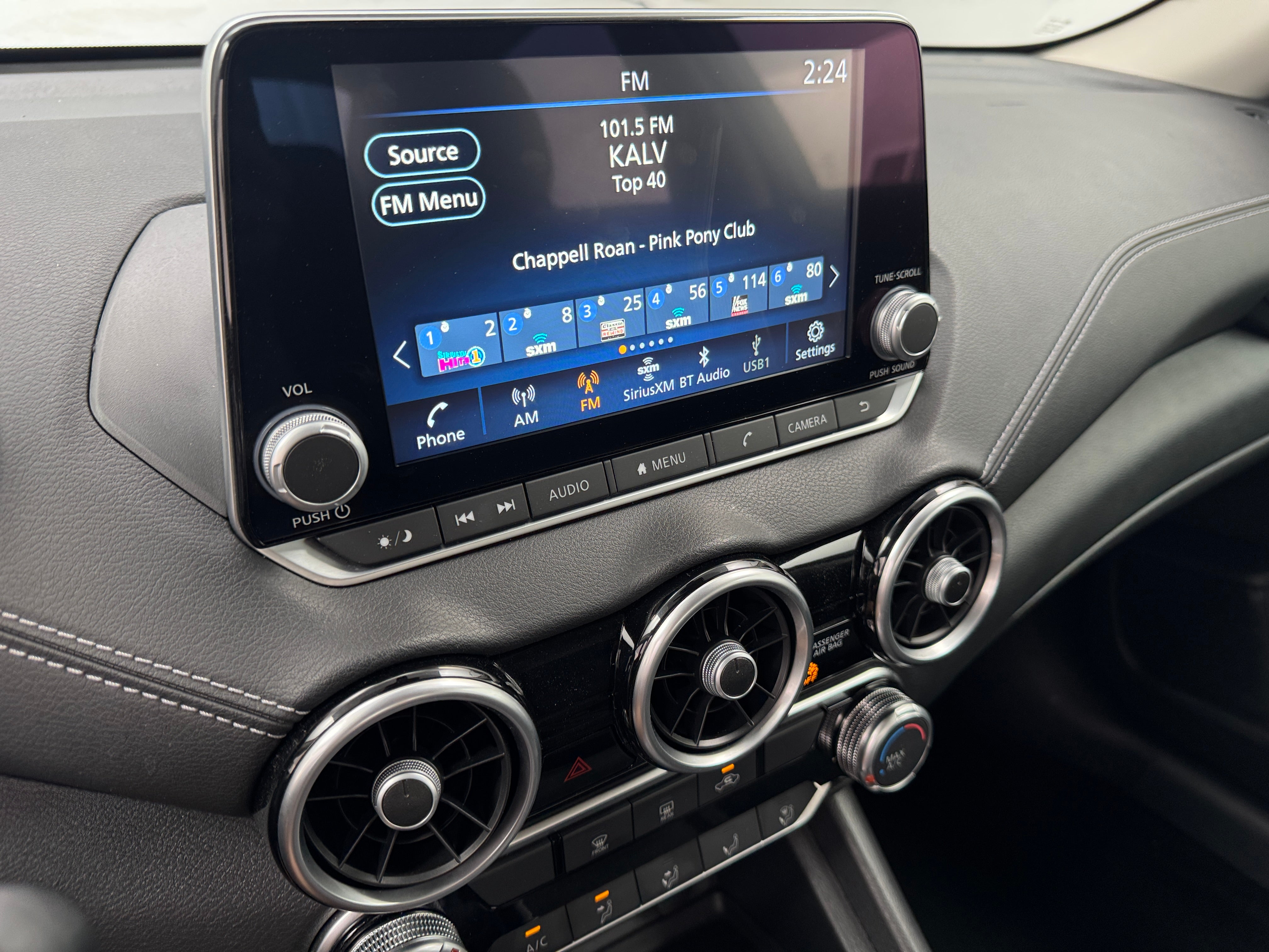 2024 Nissan Sentra SV 4
