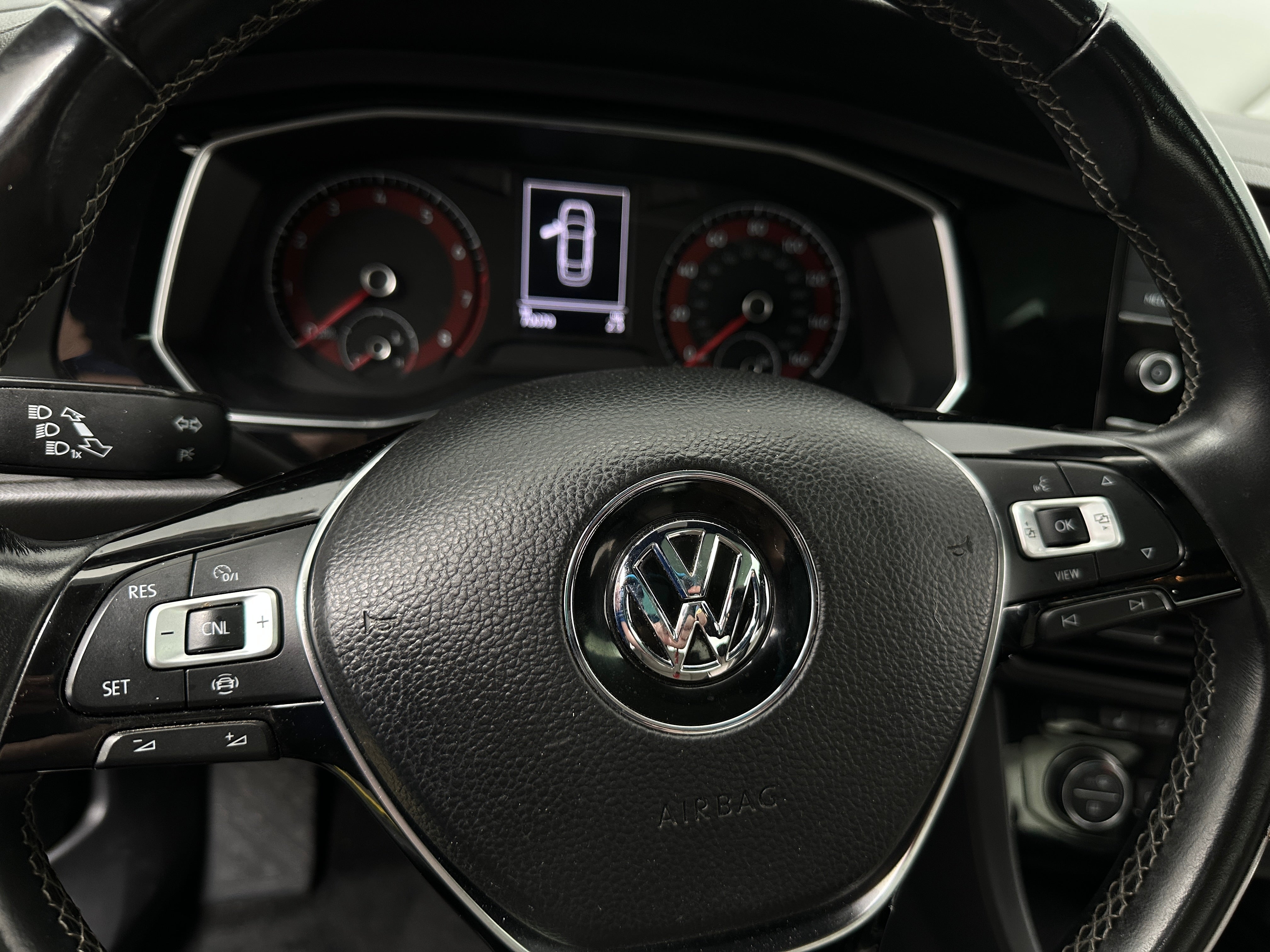 2019 Volkswagen Jetta R-Line 4
