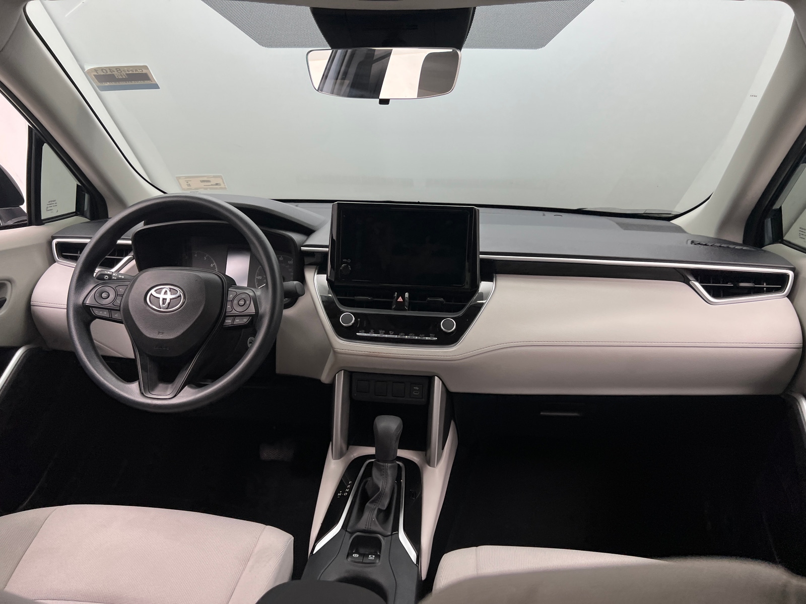 Thumbnail: 2023 Toyota Corolla Cross - 3
