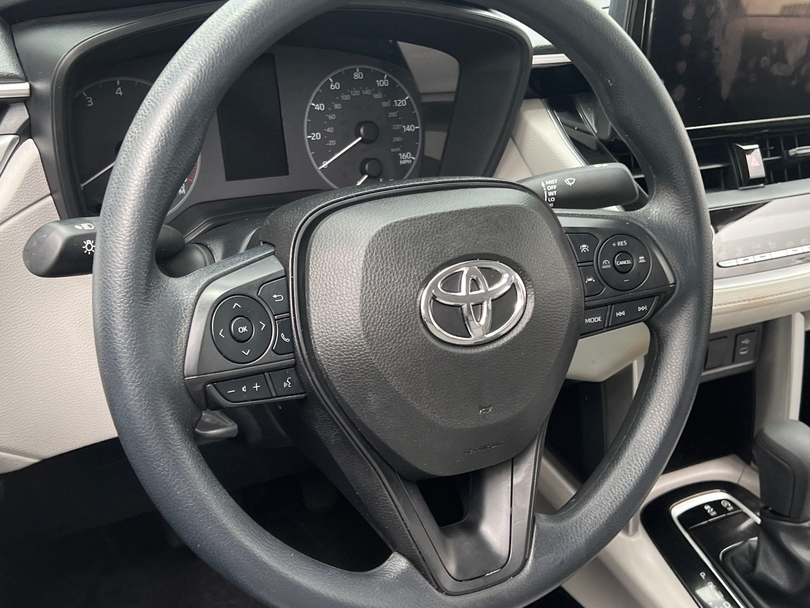 Thumbnail: 2023 Toyota Corolla Cross - 5