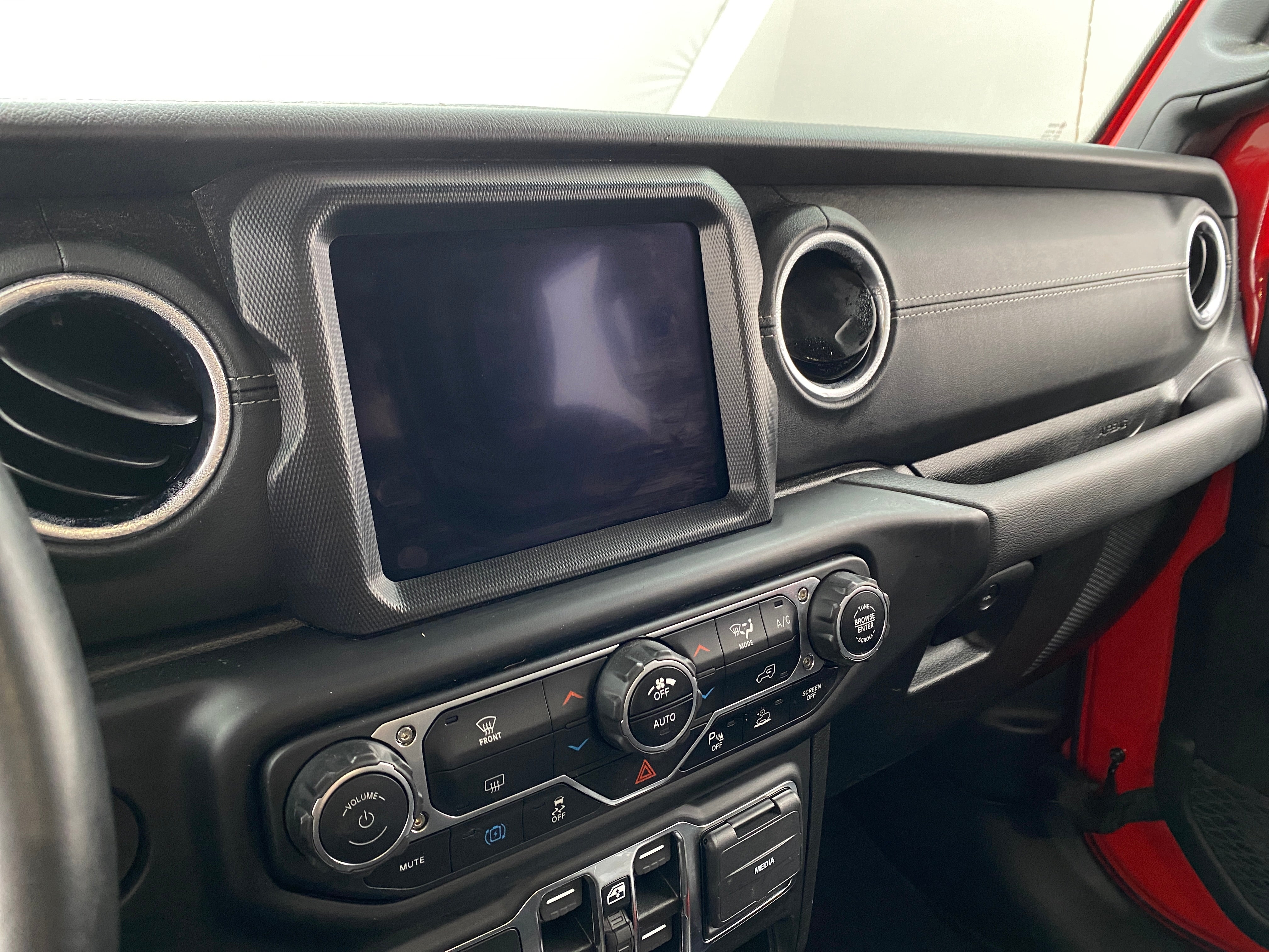 2021 Jeep Wrangler Unlimited Sahara 4xe 3