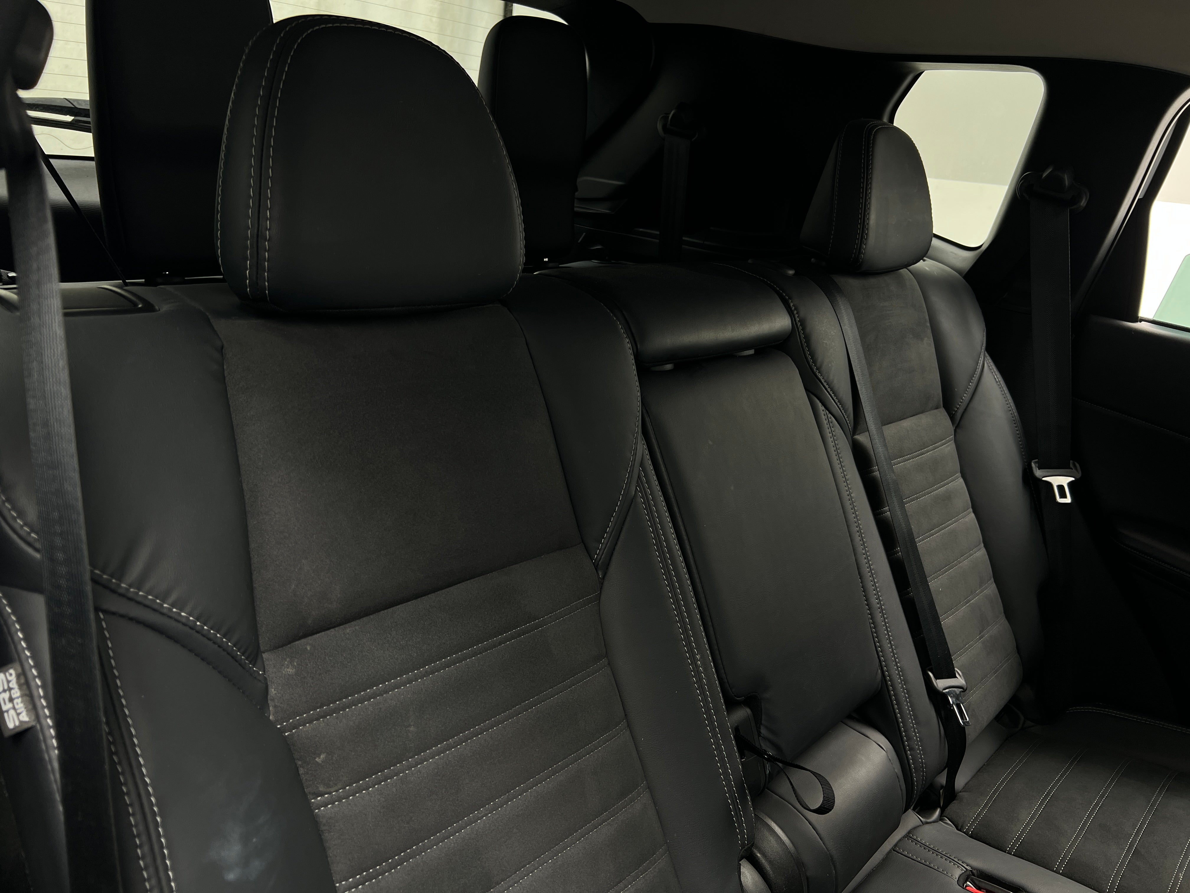 Thumbnail: 2023 Mitsubishi Outlander - 5