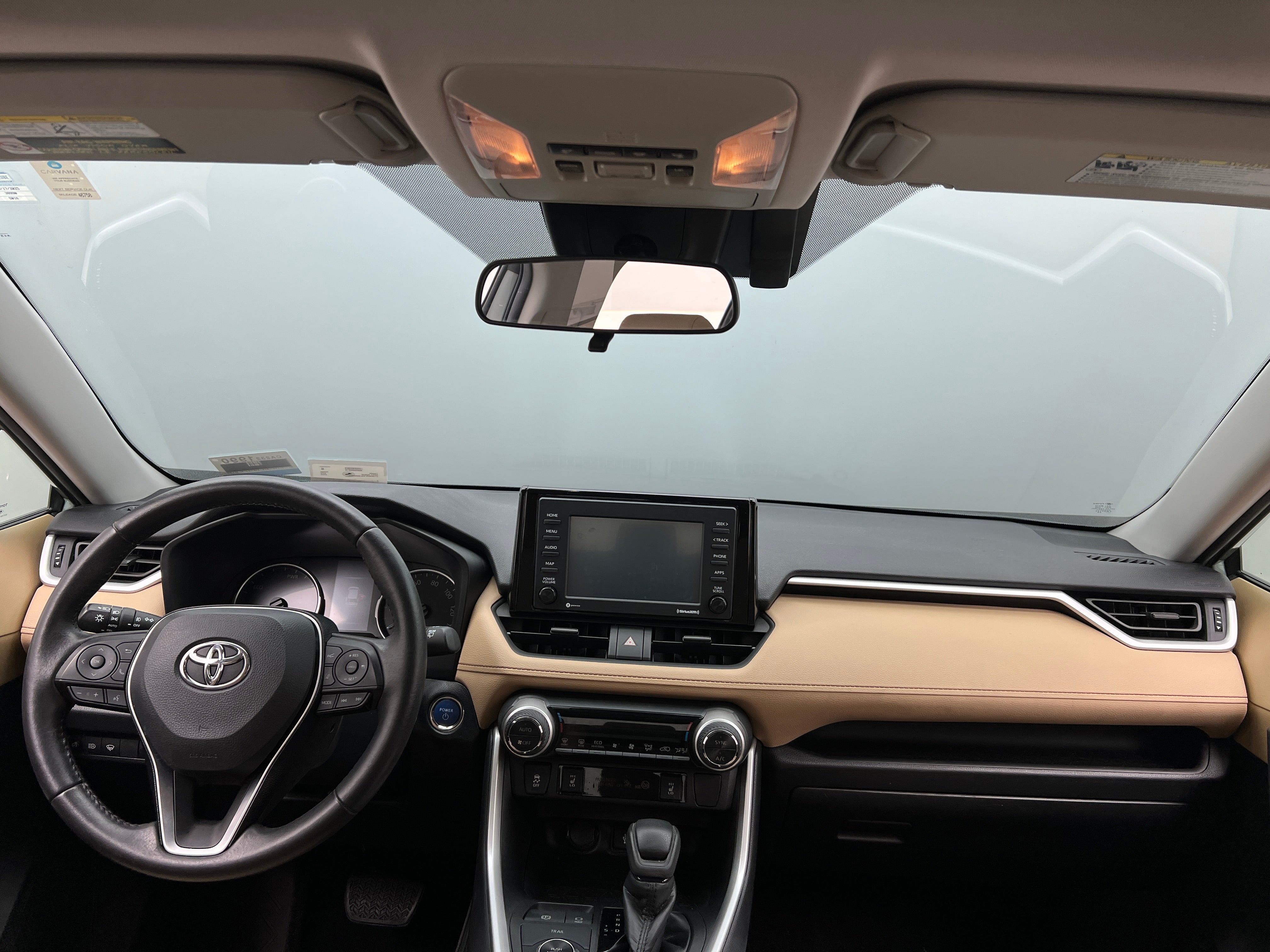 2020 Toyota RAV4 XLE 3
