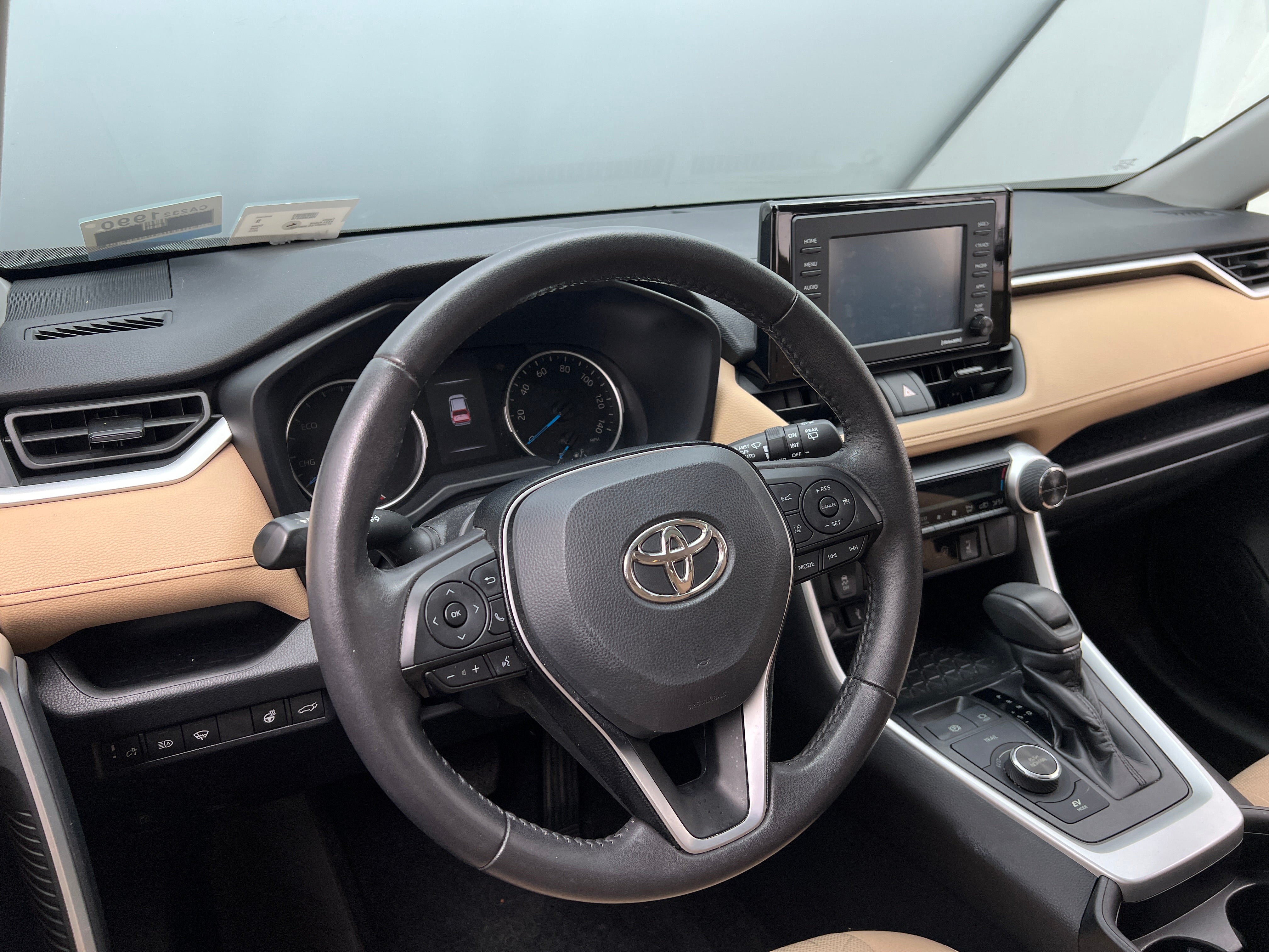 2020 Toyota RAV4 XLE 5