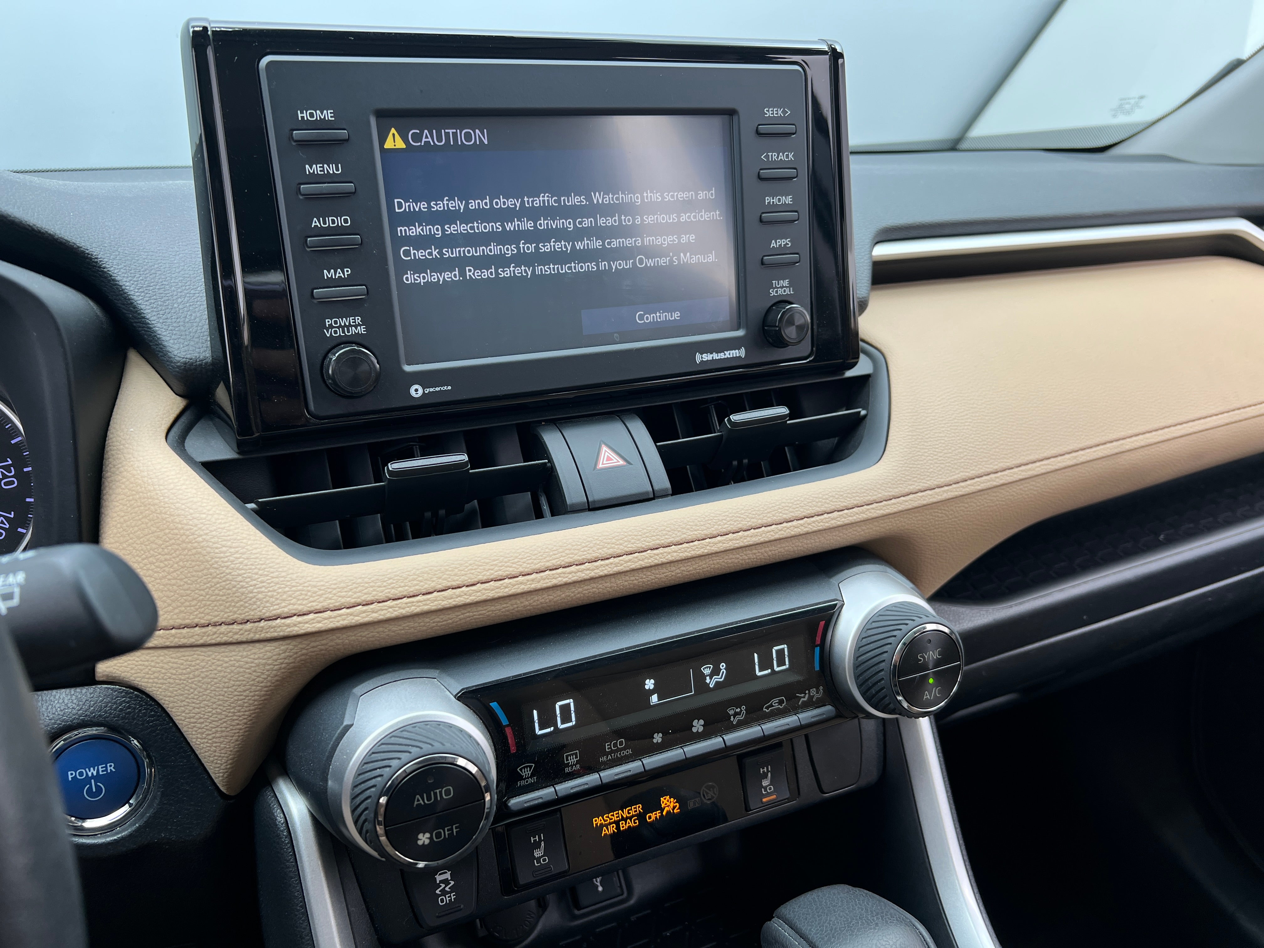 2020 Toyota RAV4 XLE 4