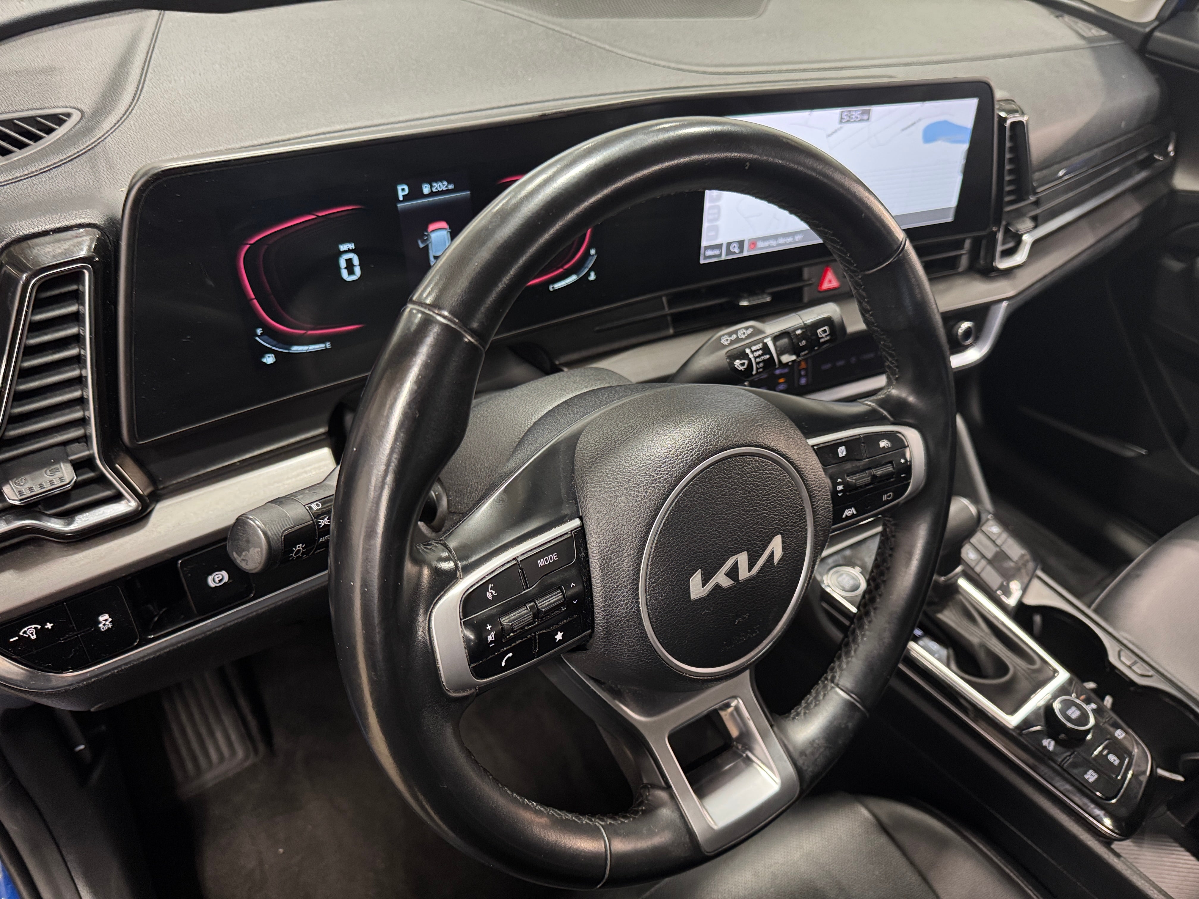 2023 Kia Sportage EX 2