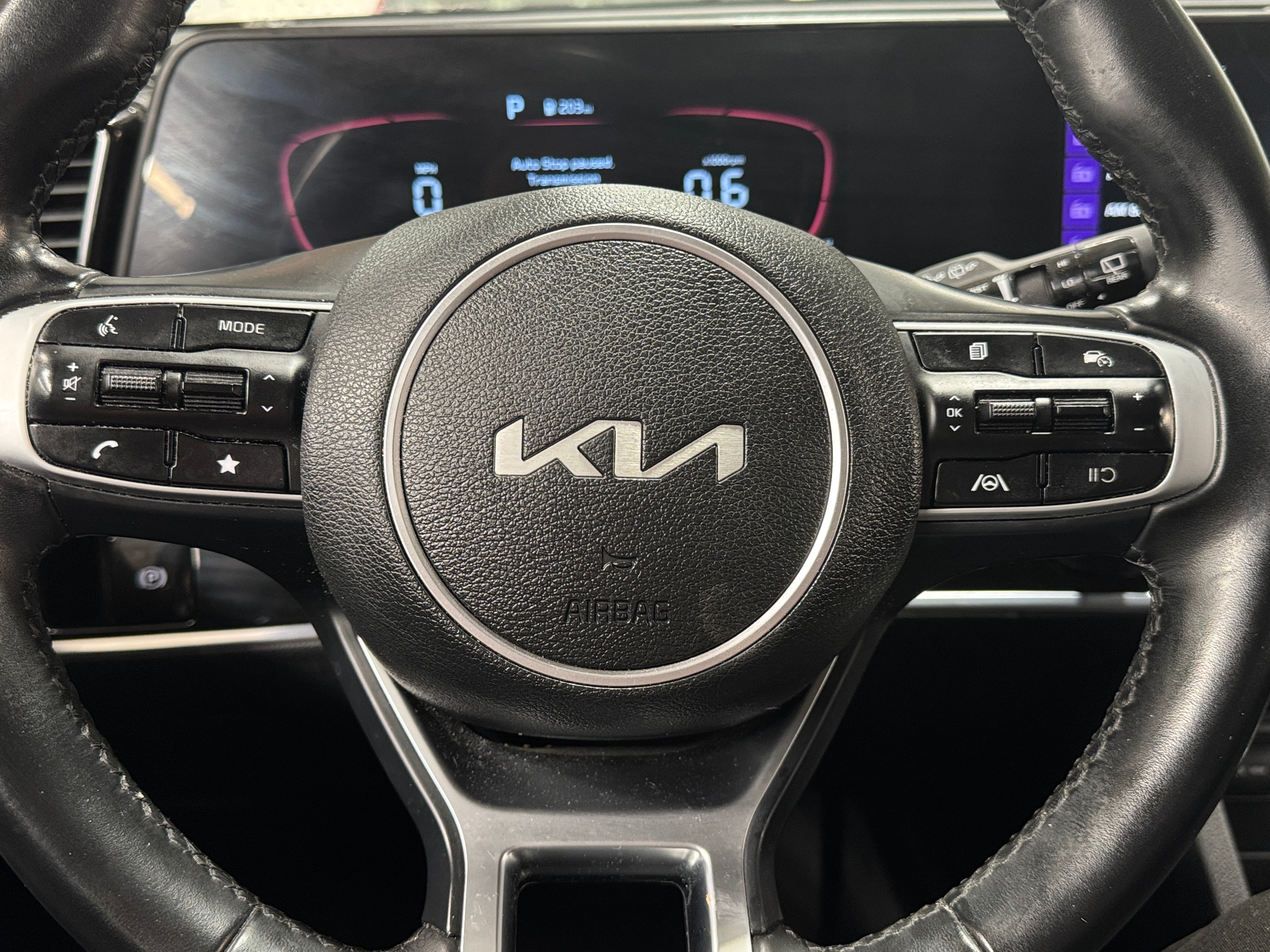 2023 Kia Sportage EX 4