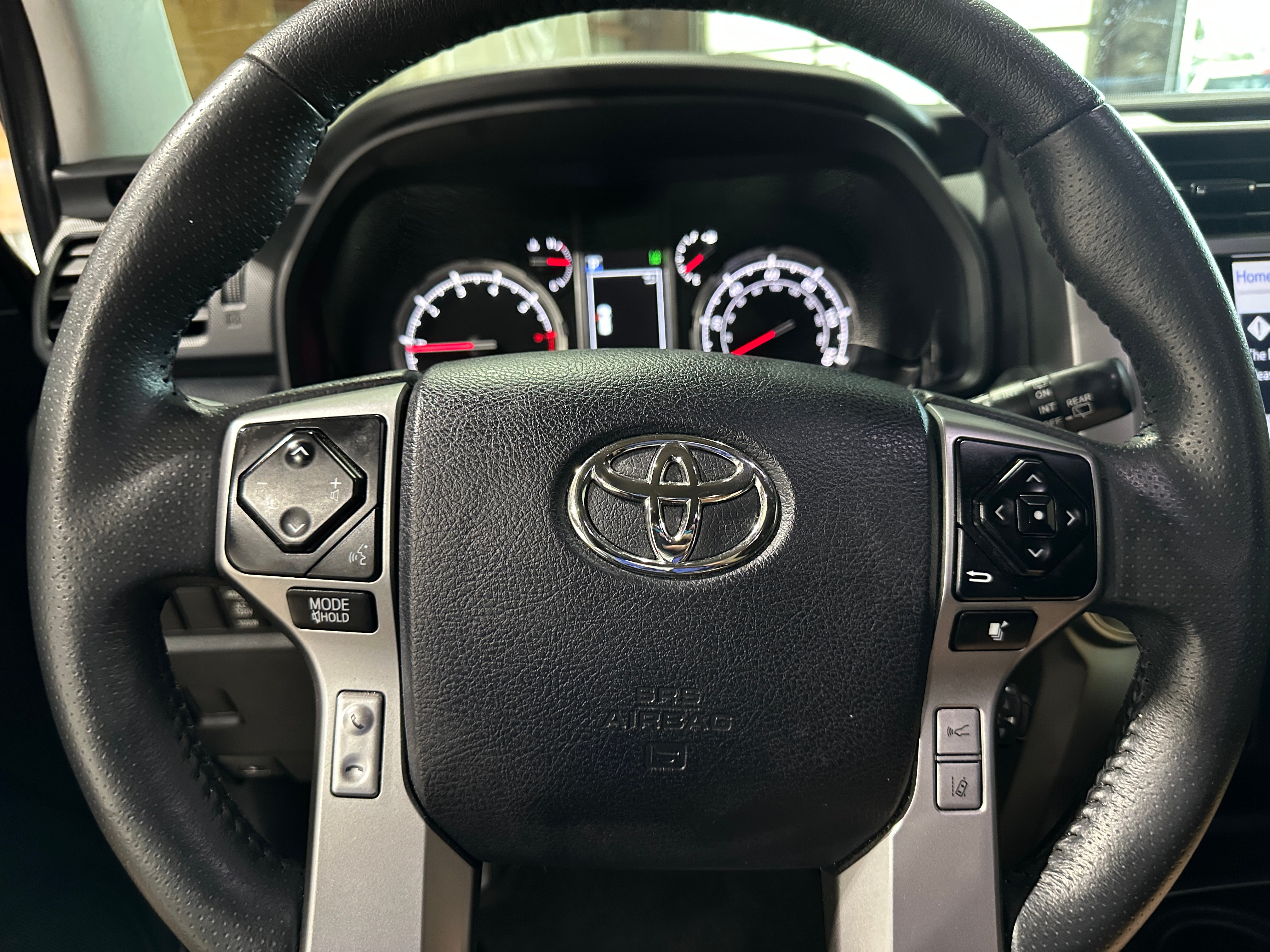 Thumbnail: 2023 Toyota 4Runner - 4