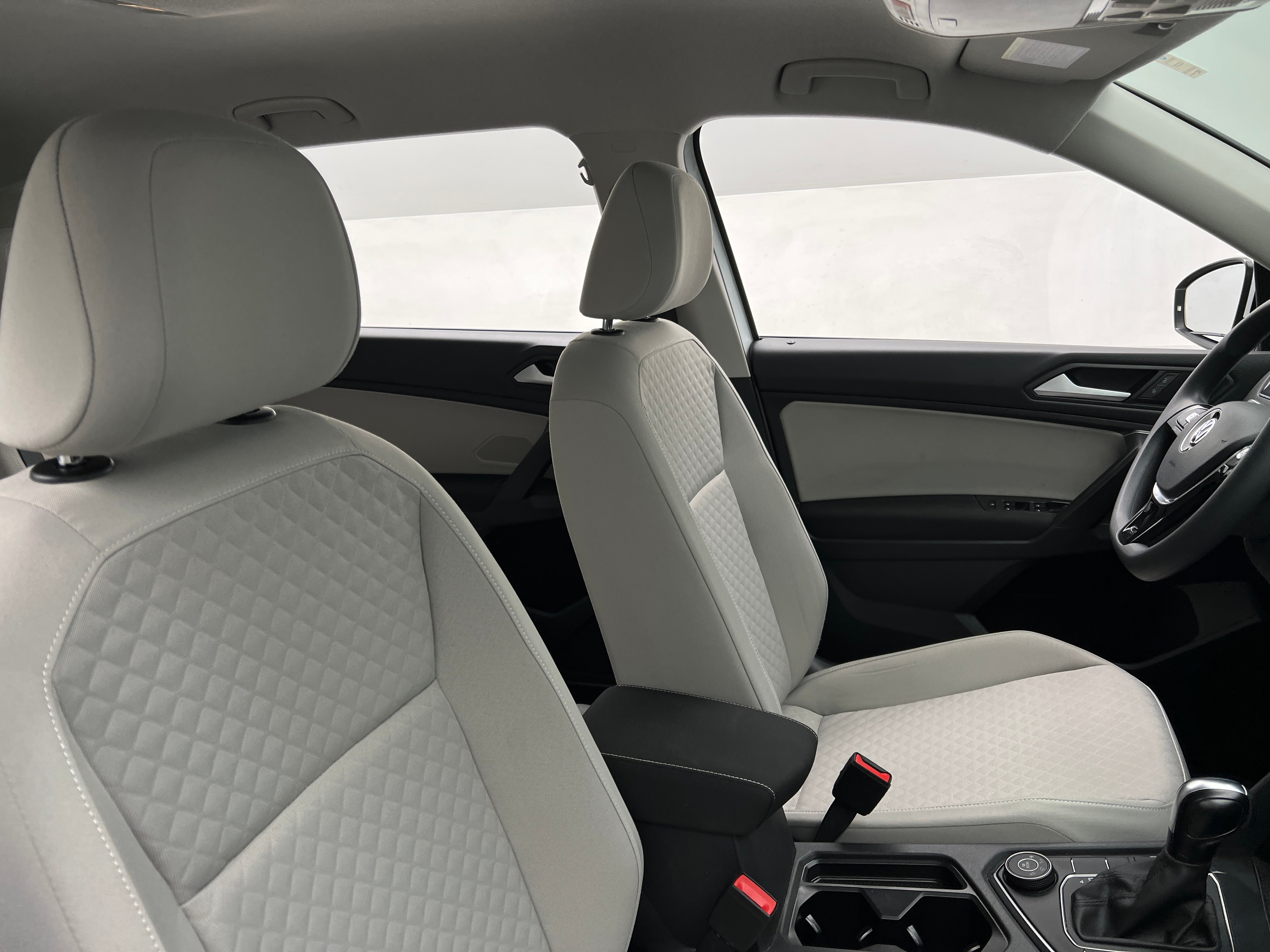 2021 Volkswagen Tiguan S 2
