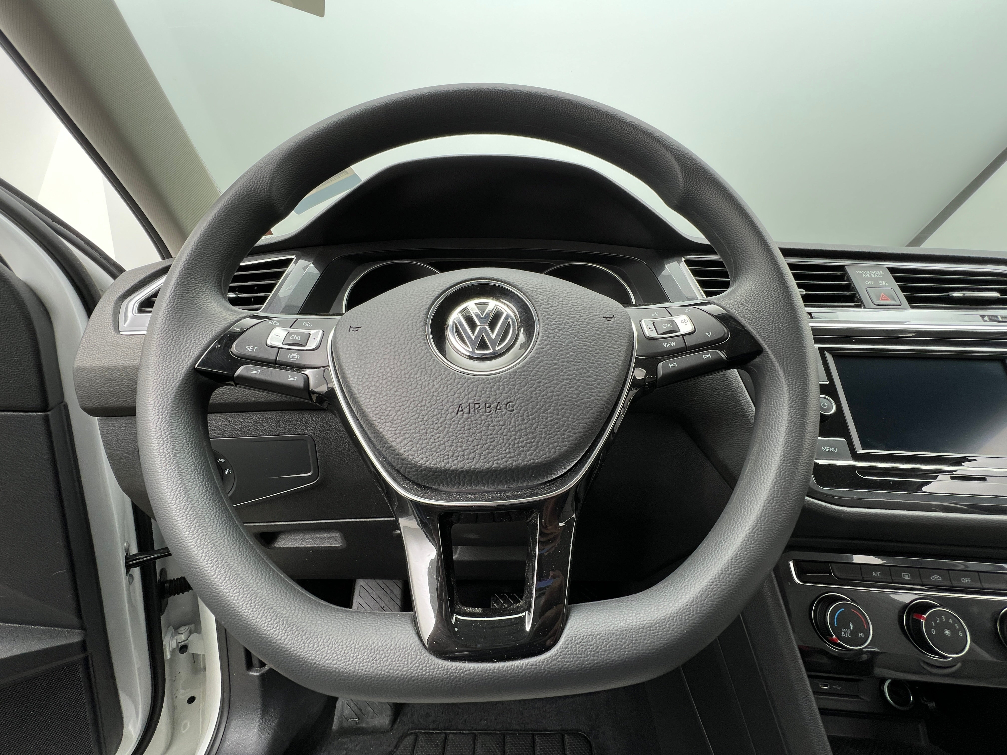 2021 Volkswagen Tiguan S 5