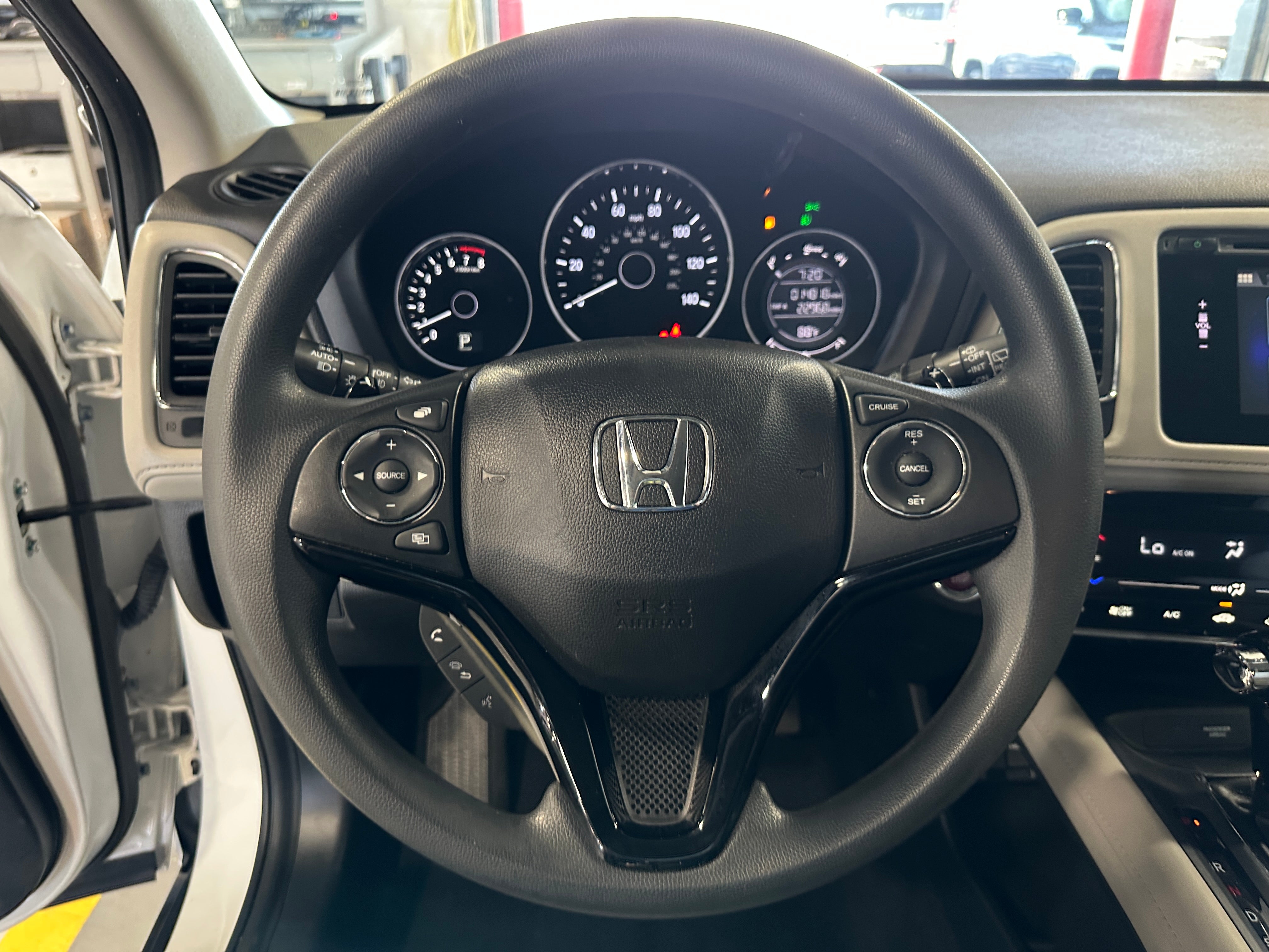 Thumbnail: 2018 Honda HR-V - 5